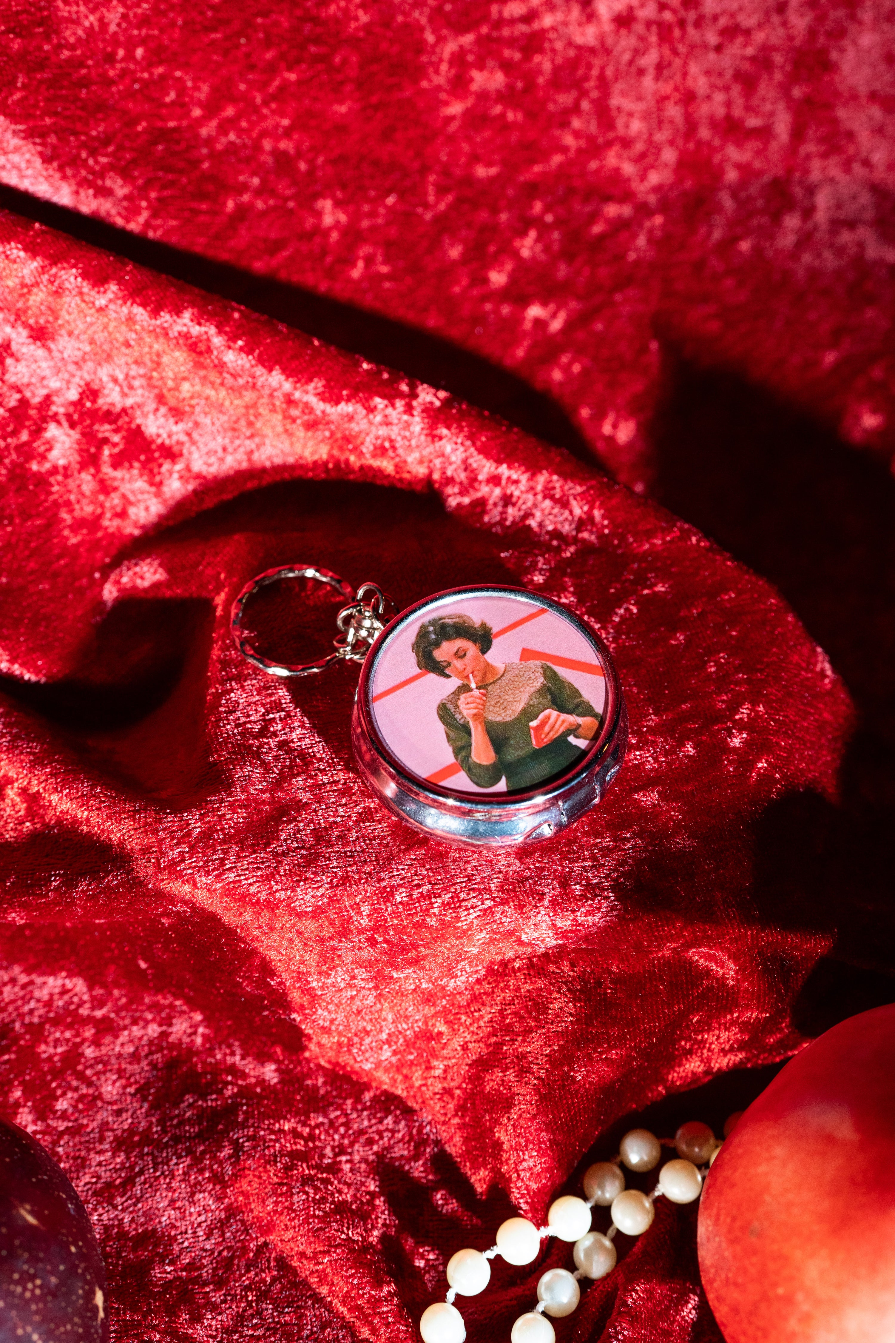 Audrey Ash Tray Keychain
