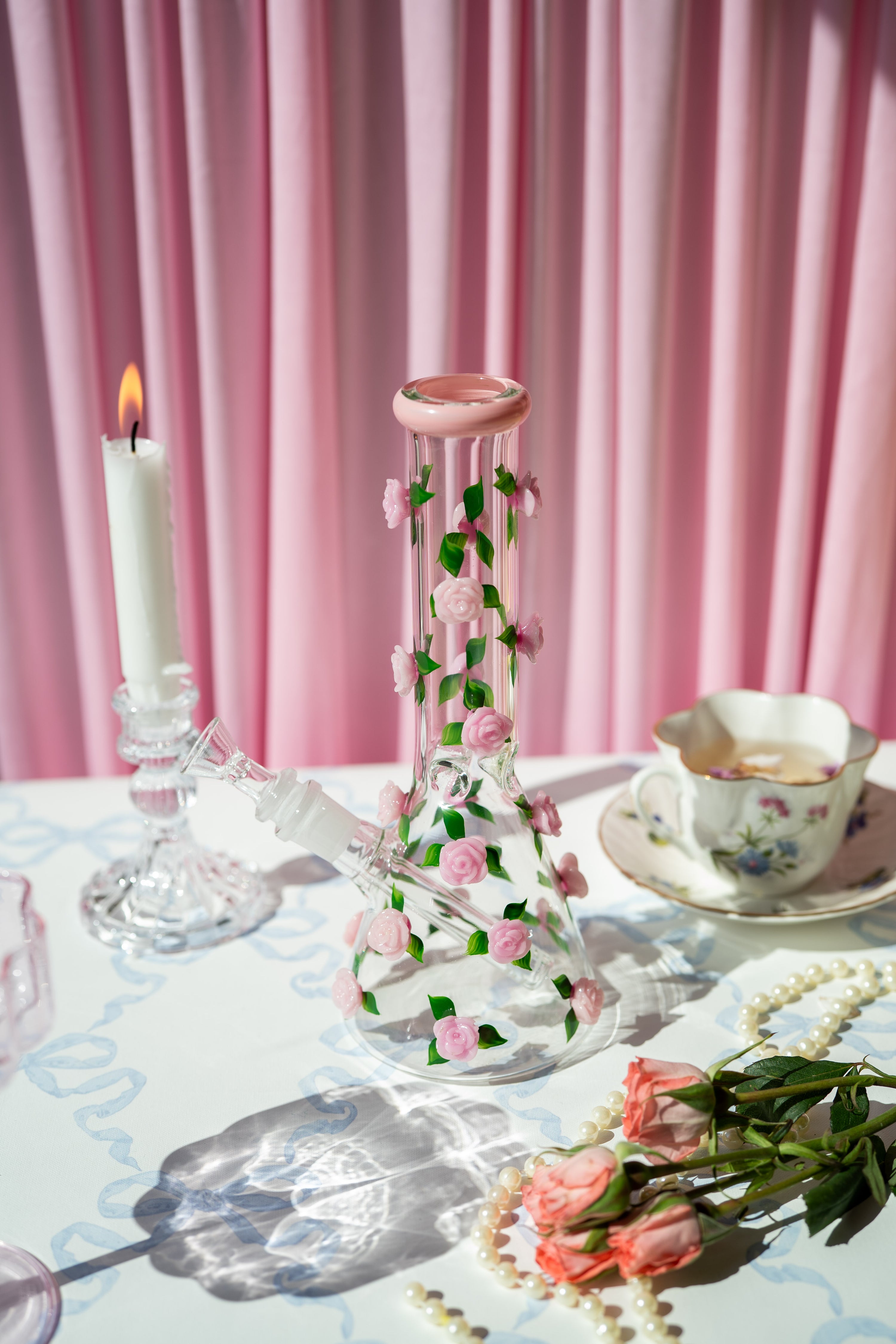 Rosette Beaker Bong