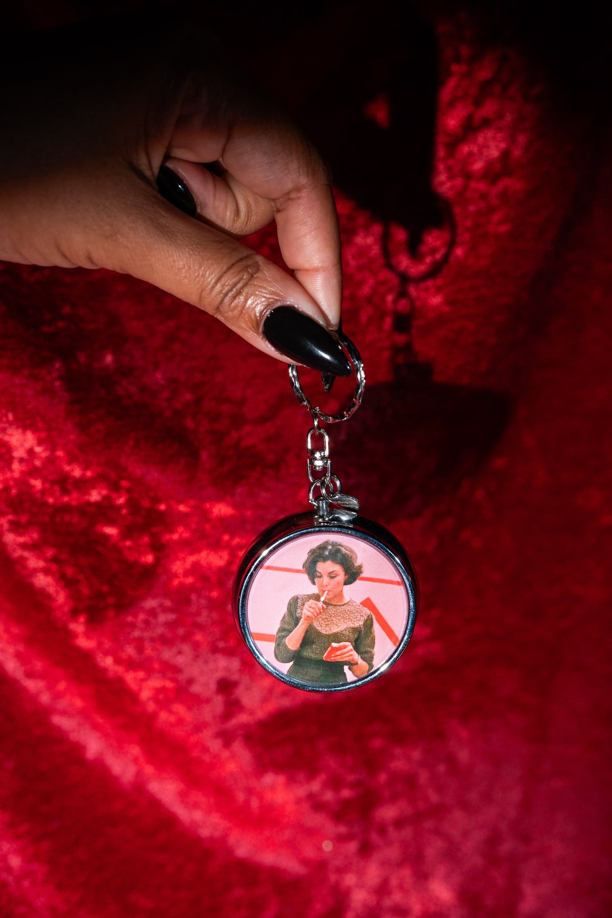 Audrey Ash Tray Keychain