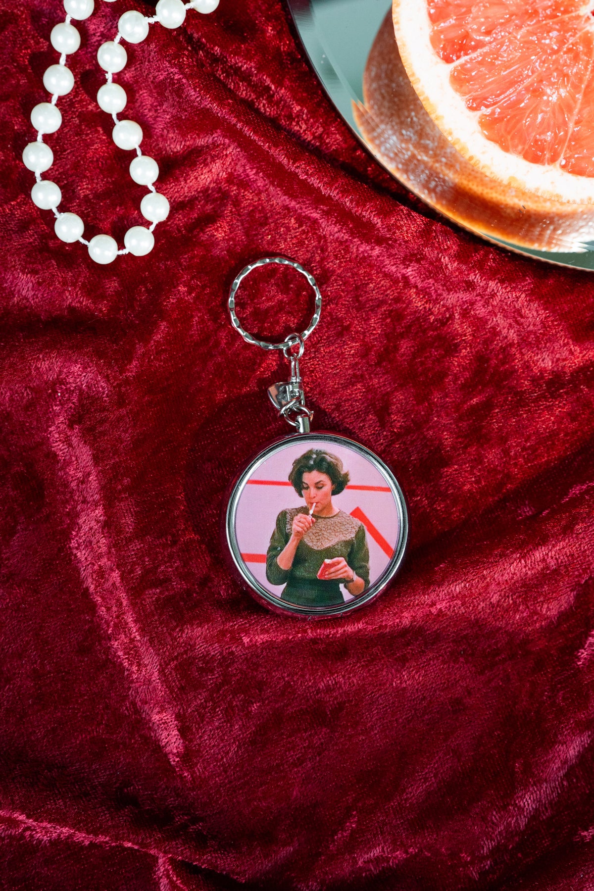 Audrey Ash Tray Keychain