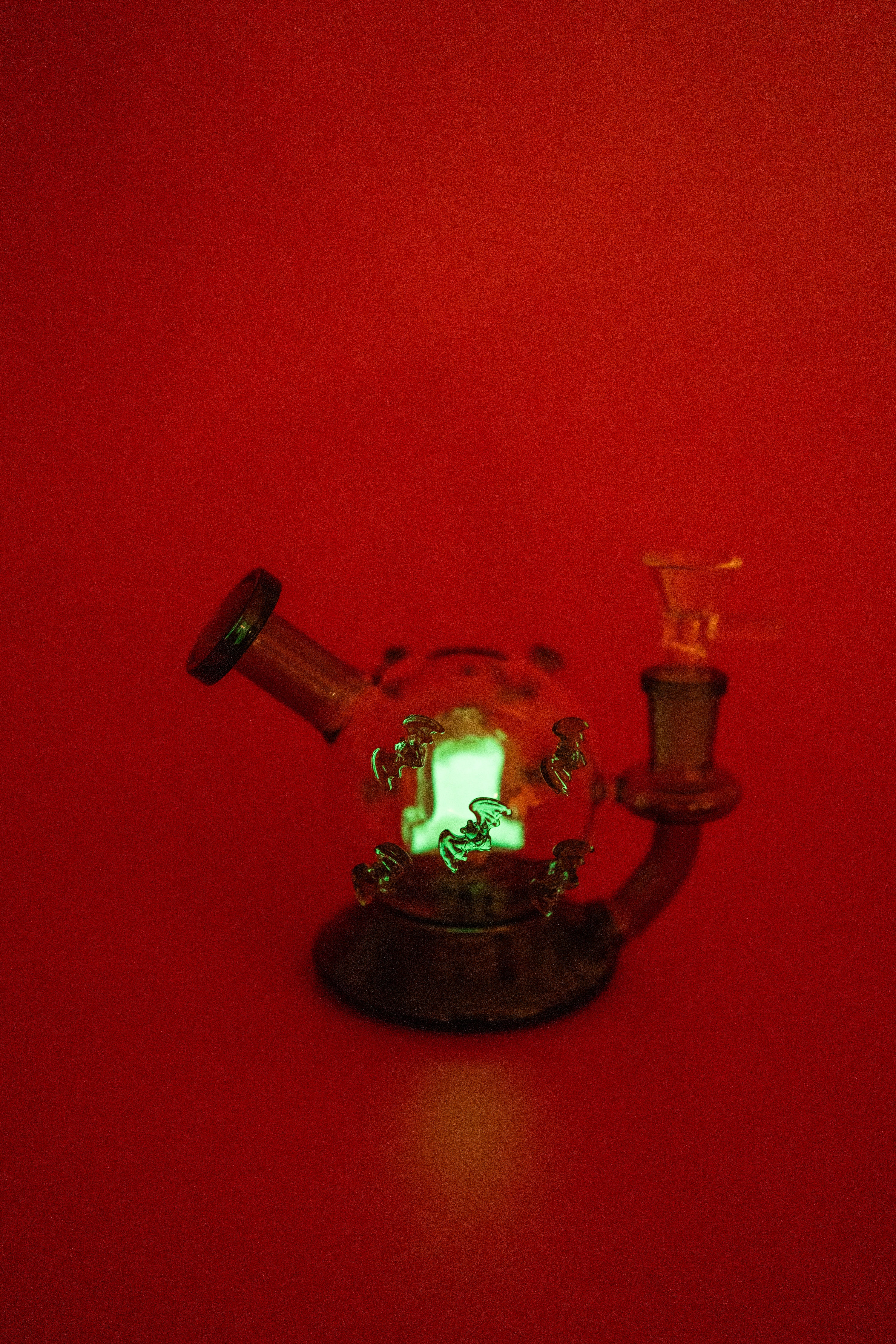 Graveyard Orb Bong