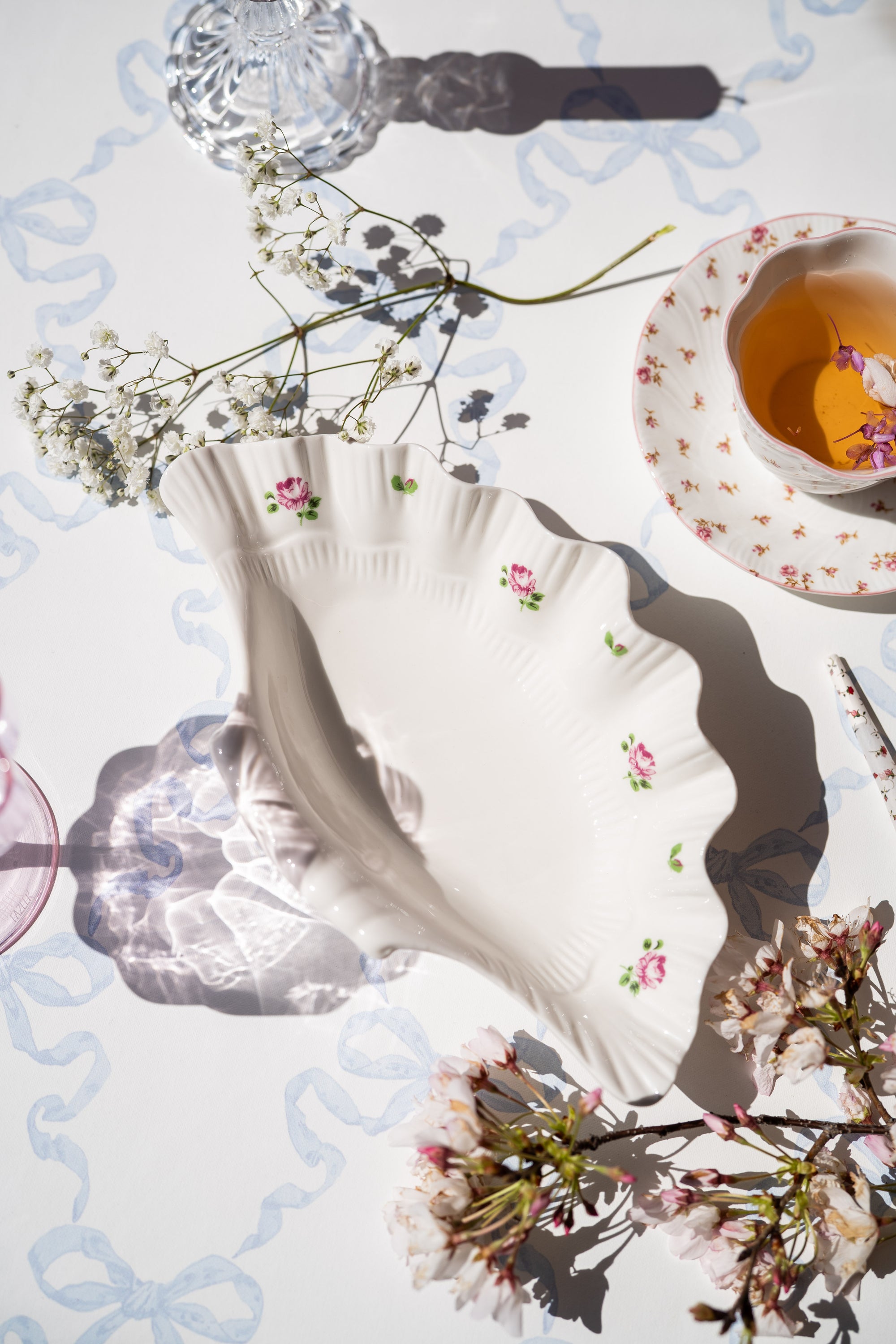 Floral Shell Ash Tray