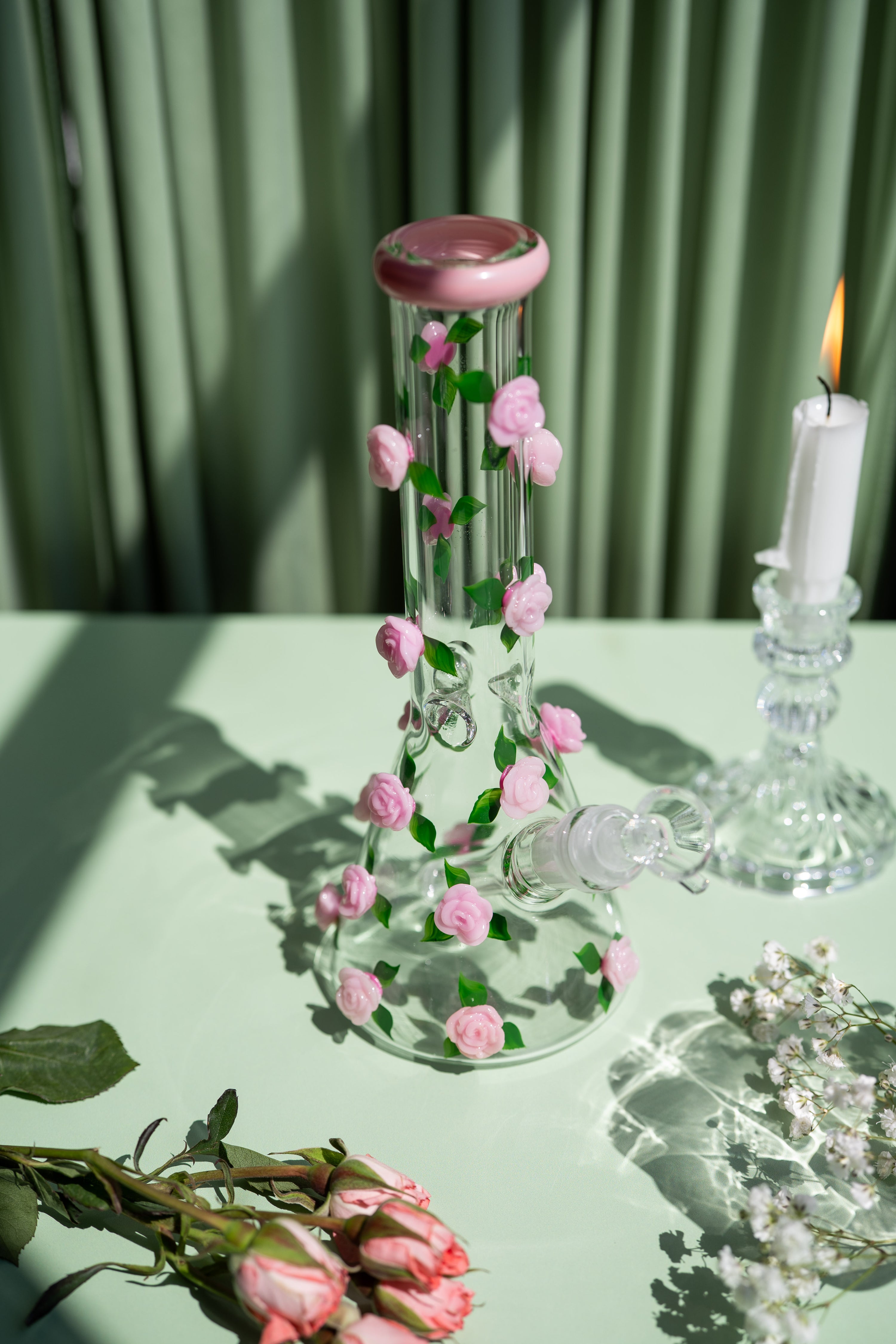 Rosette Beaker Bong