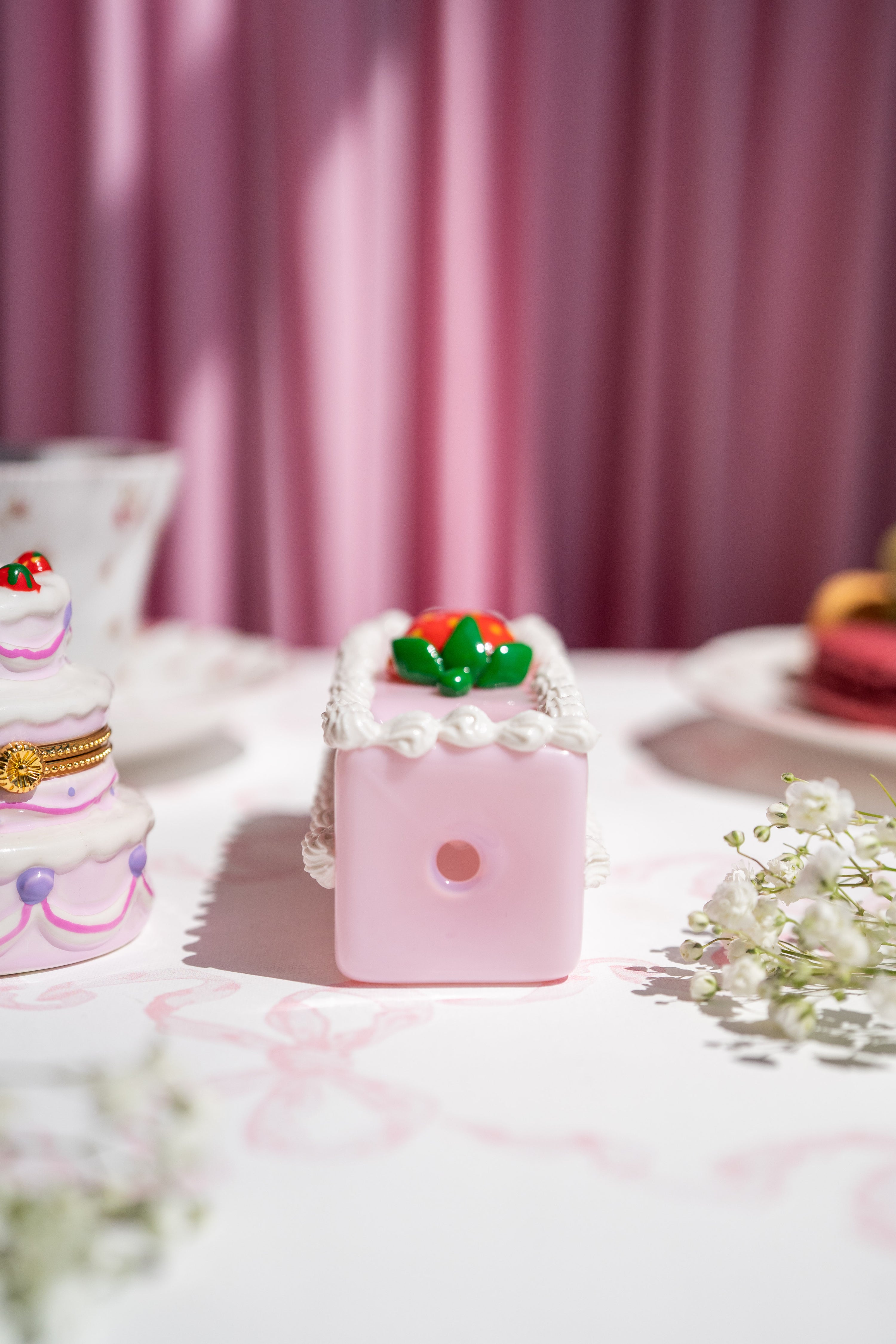 Petit Four Pipe