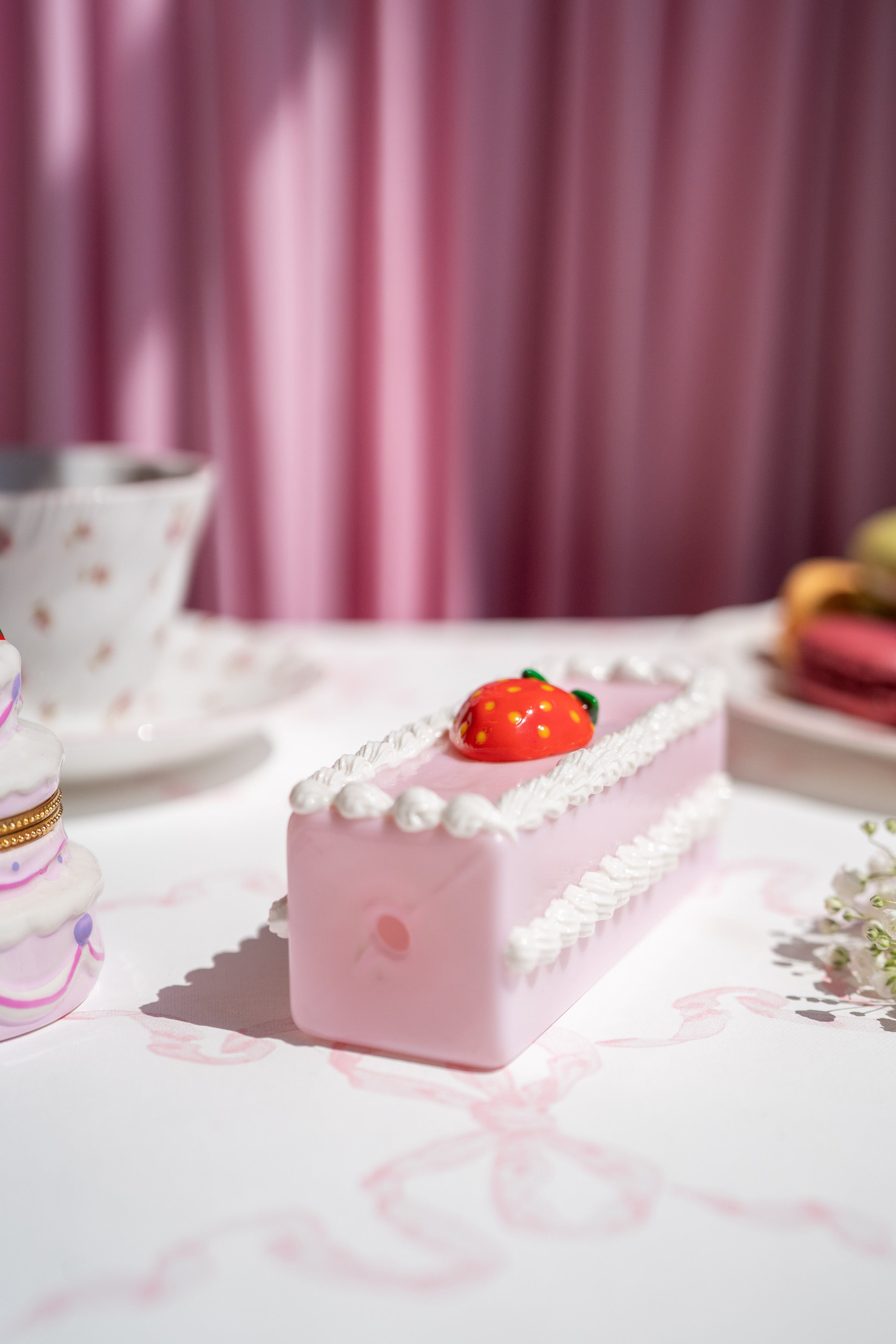 Petit Four Pipe