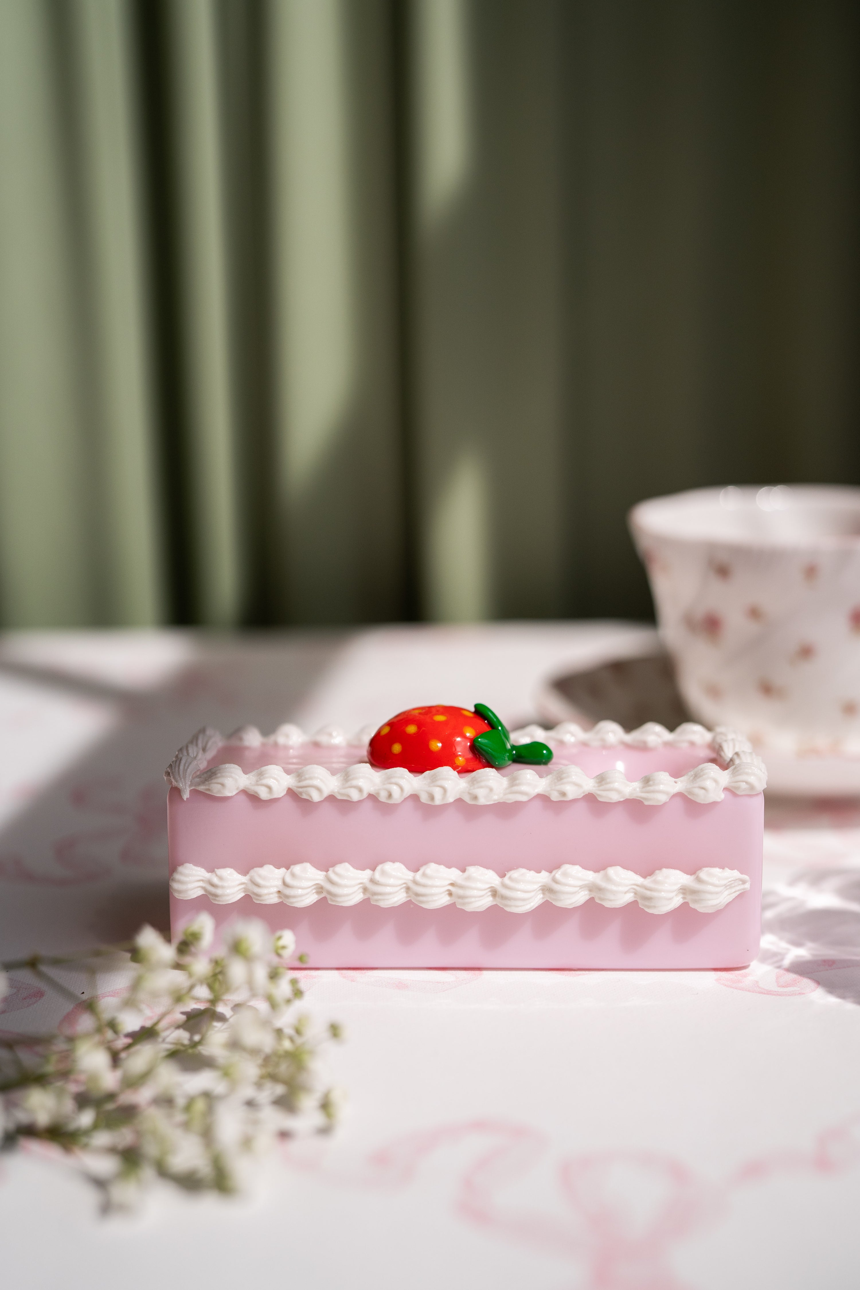 Petit Four Pipe