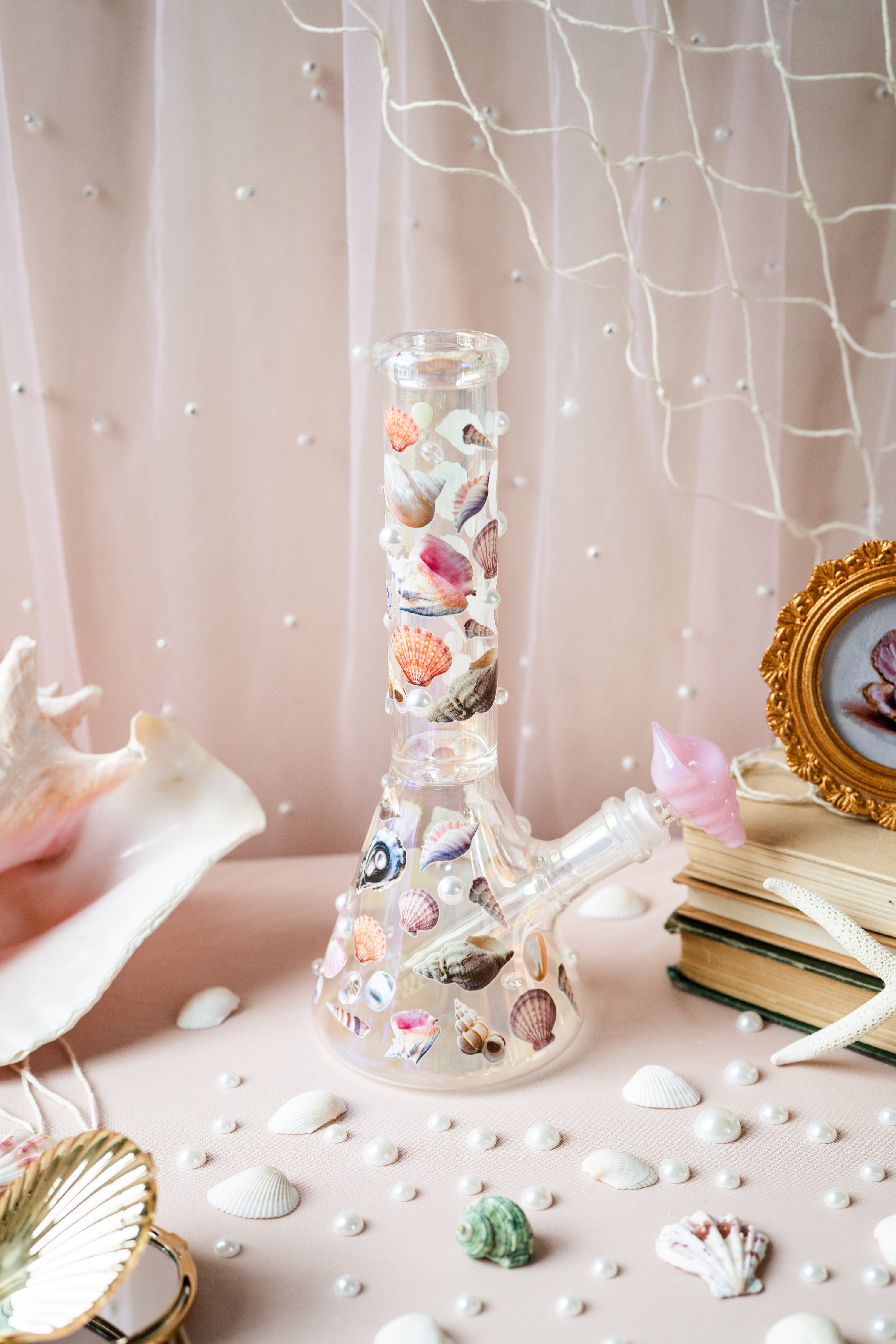 Shell Collection Beaker Bong