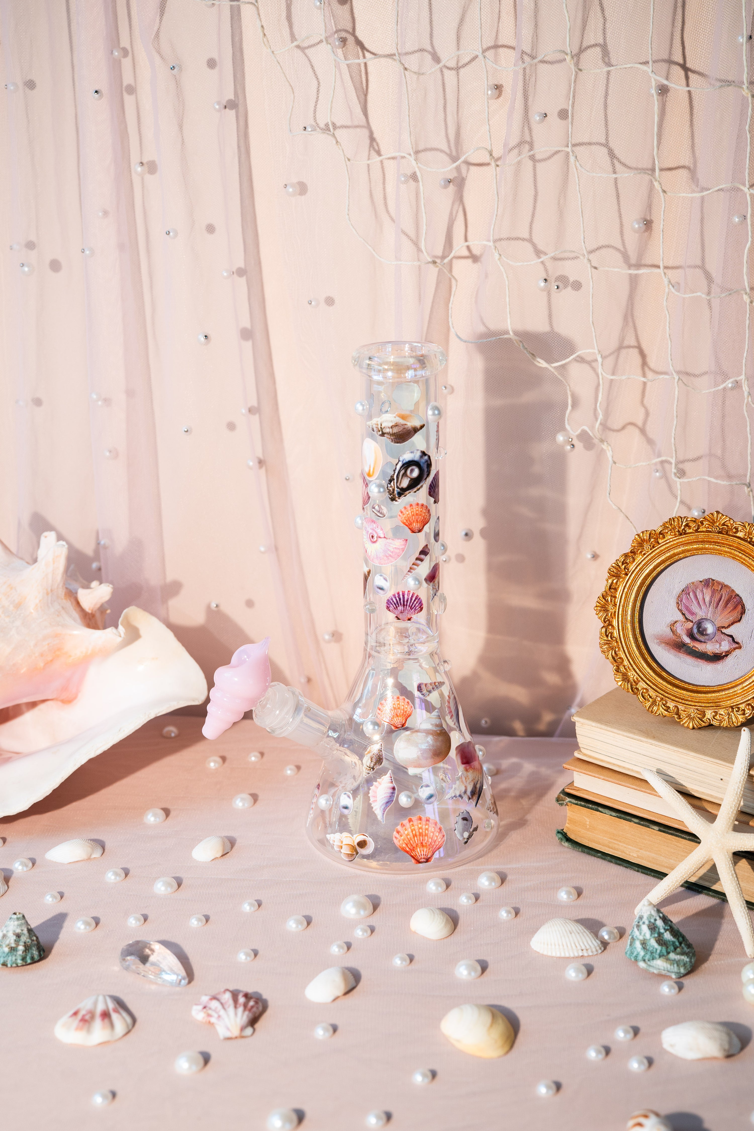 Shell Collection Beaker Bong