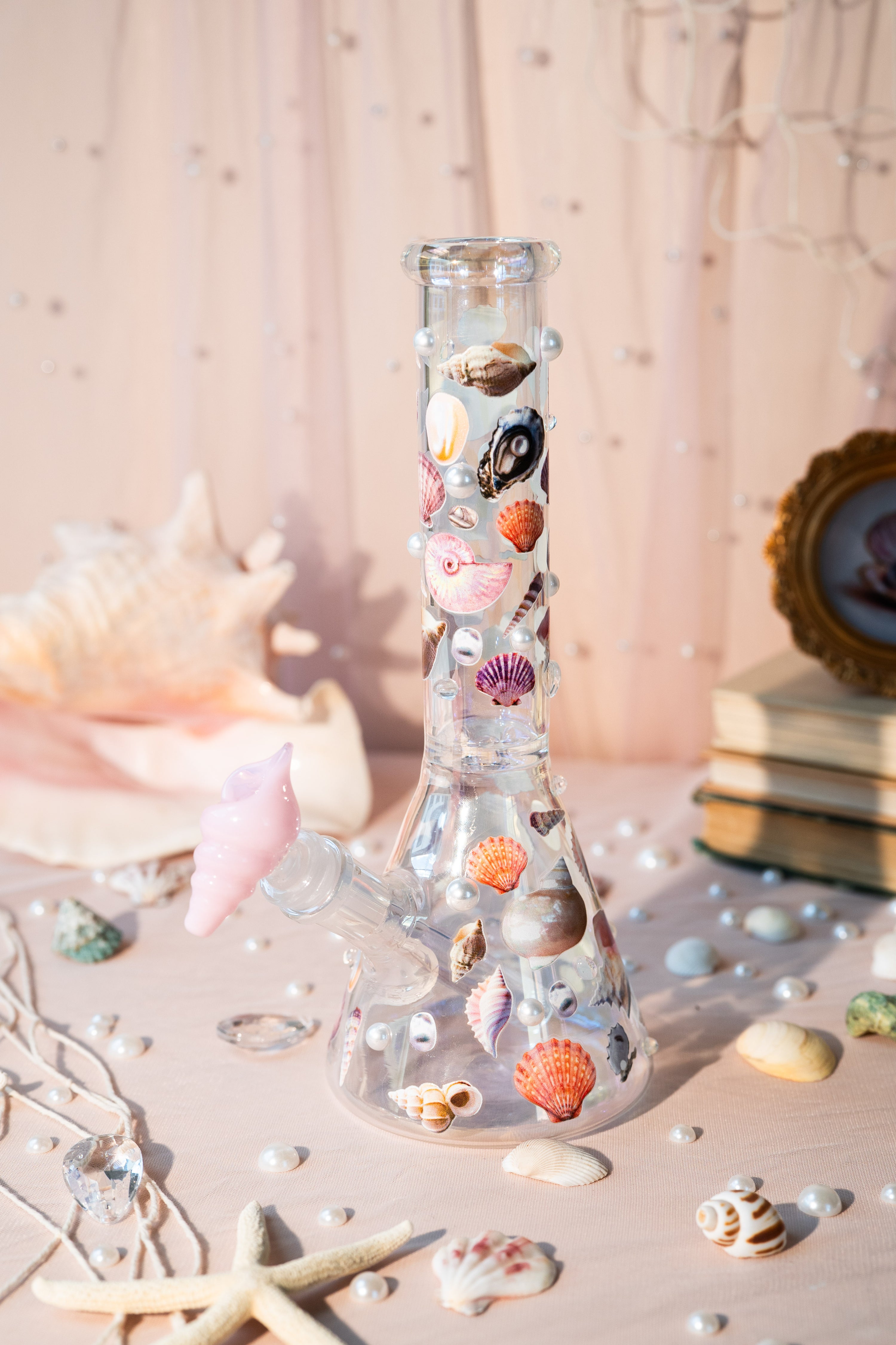 Shell Collection Beaker Bong