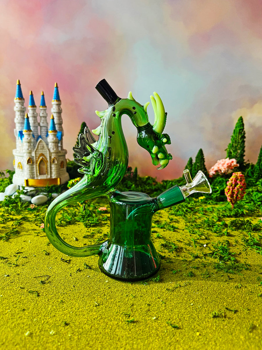 Puff the Magic Dragon Bong