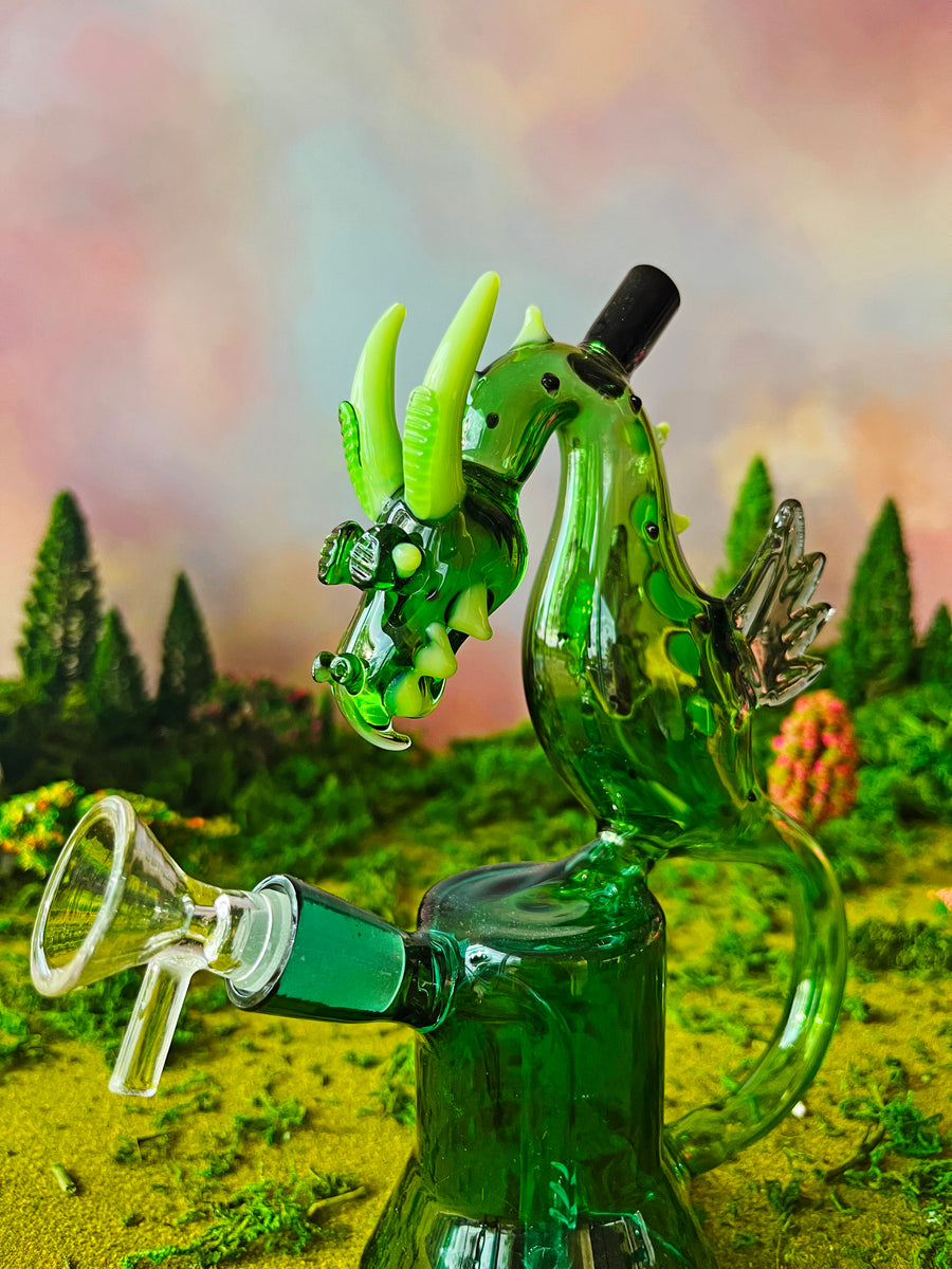 Puff the Magic Dragon Bong