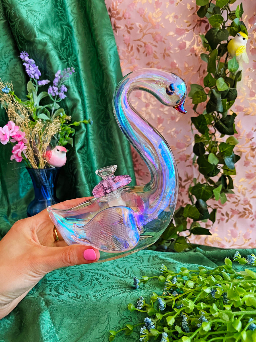 Swan Bong