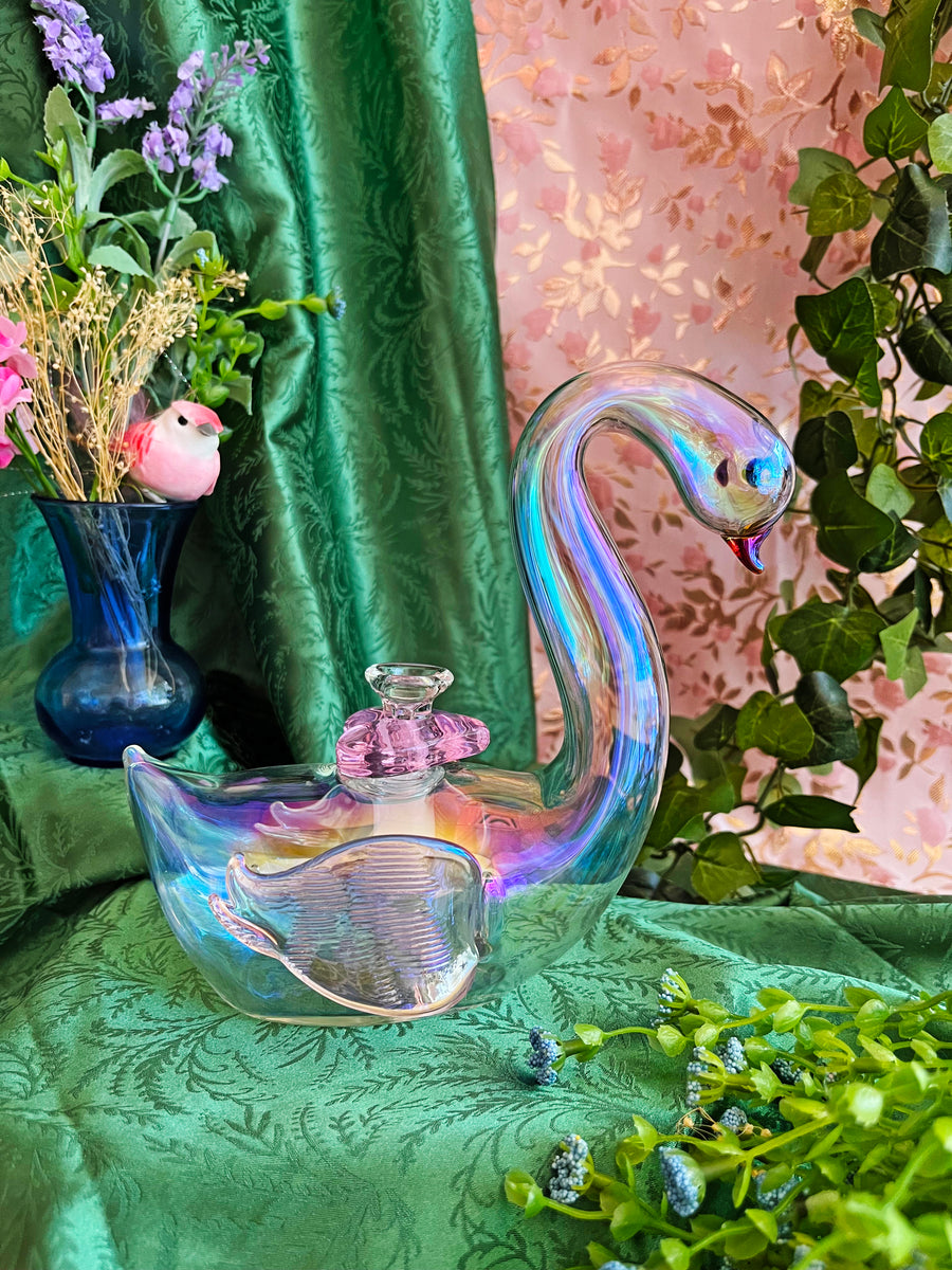 Swan Bong