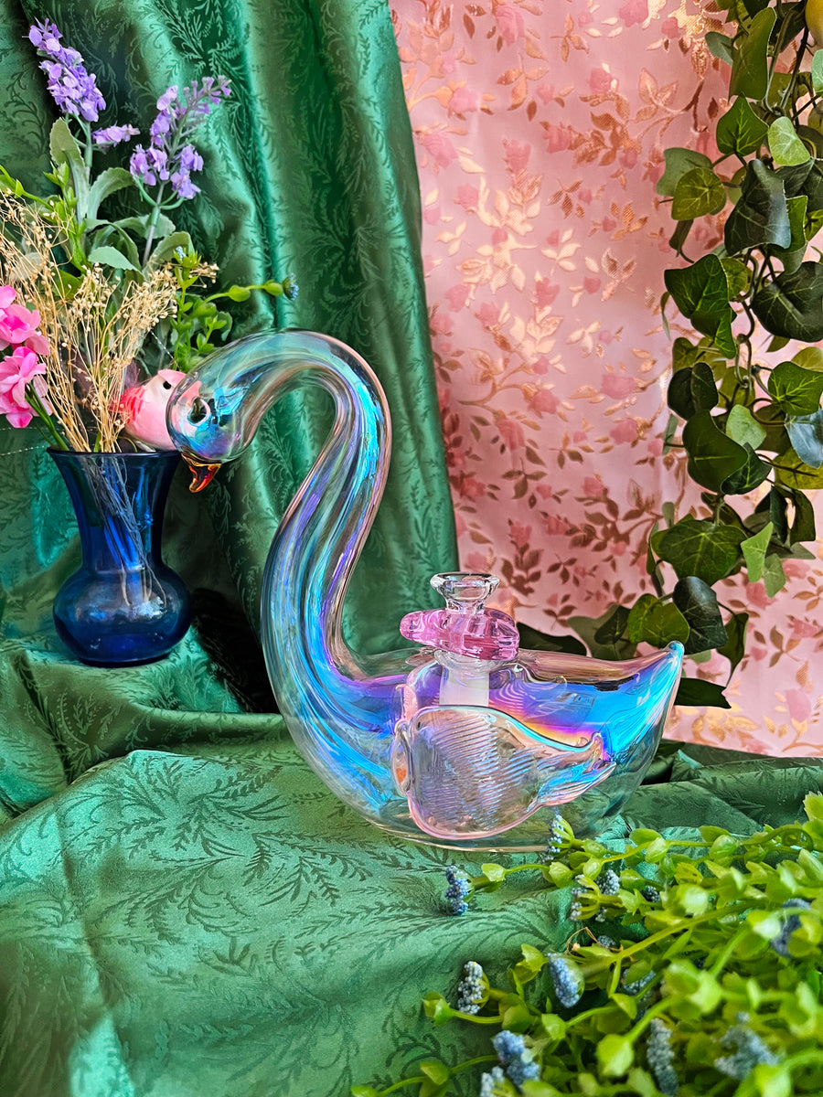 Swan Bong