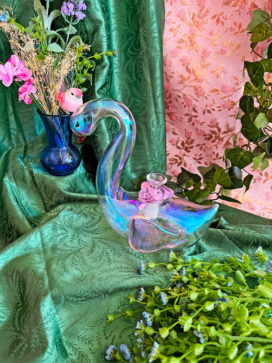 Swan Bong