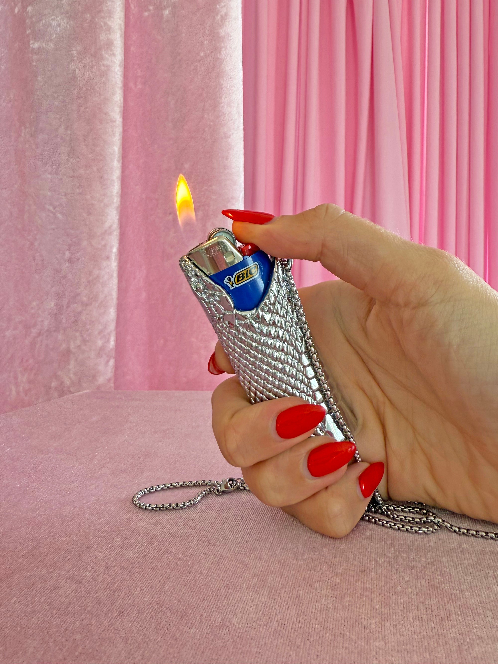 how to get cigarette smoke smell out of a room Cigarette Smoke Smell GONE in 5 Easy Steps