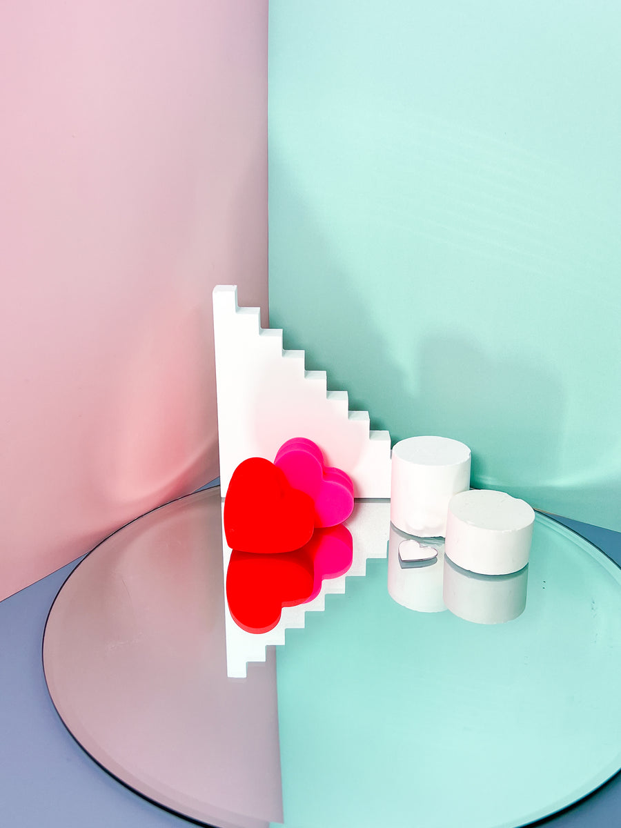 Heart silicone container- pink