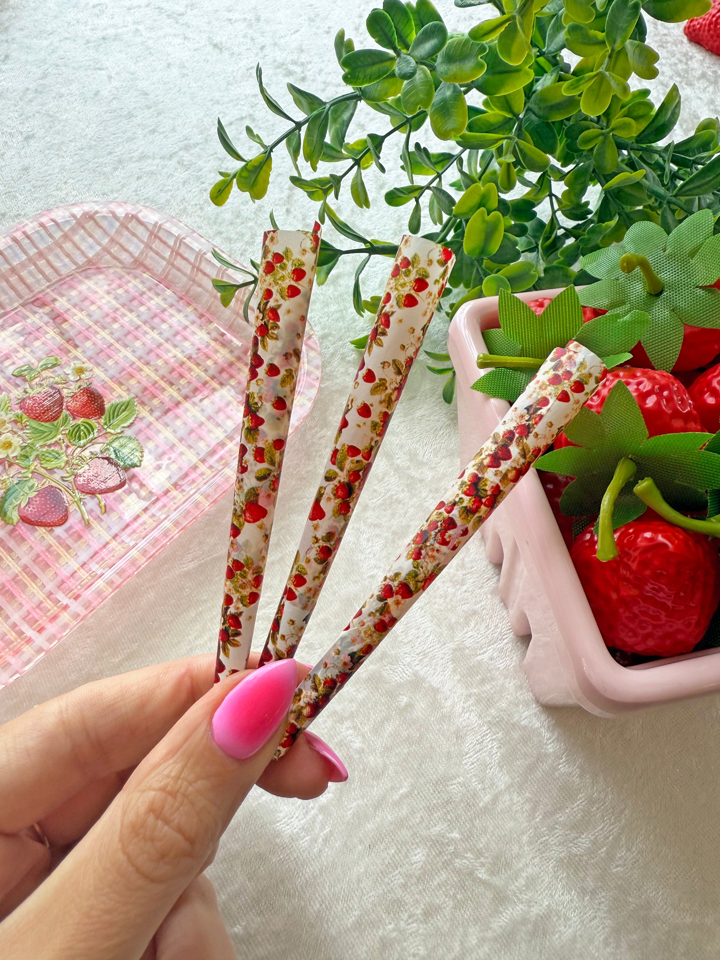 Strawberry Cones - 9 pack
