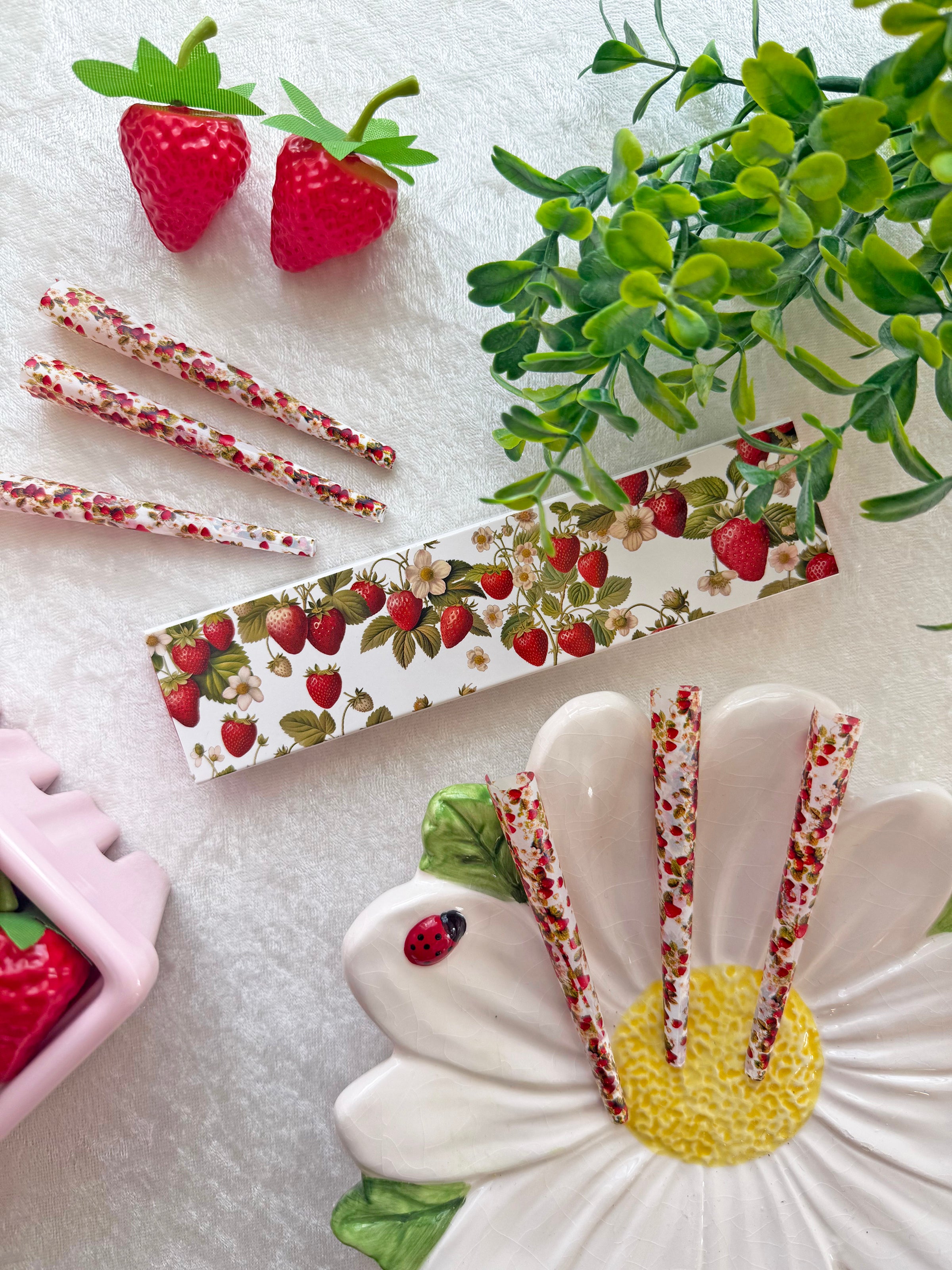 Strawberry Cones - 9 pack