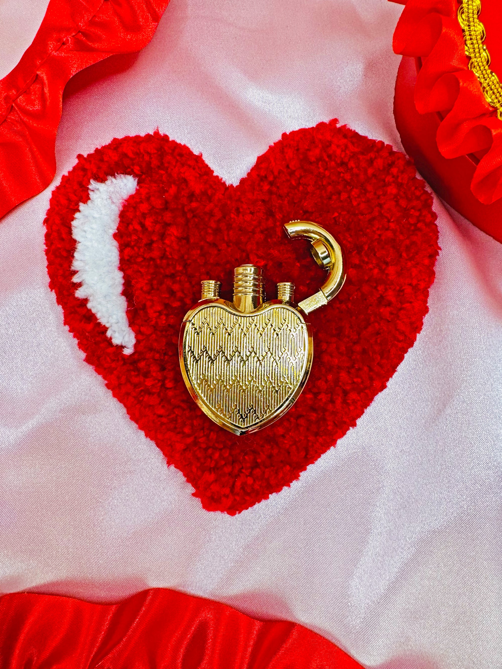 Heart Lock Lighter- Gold