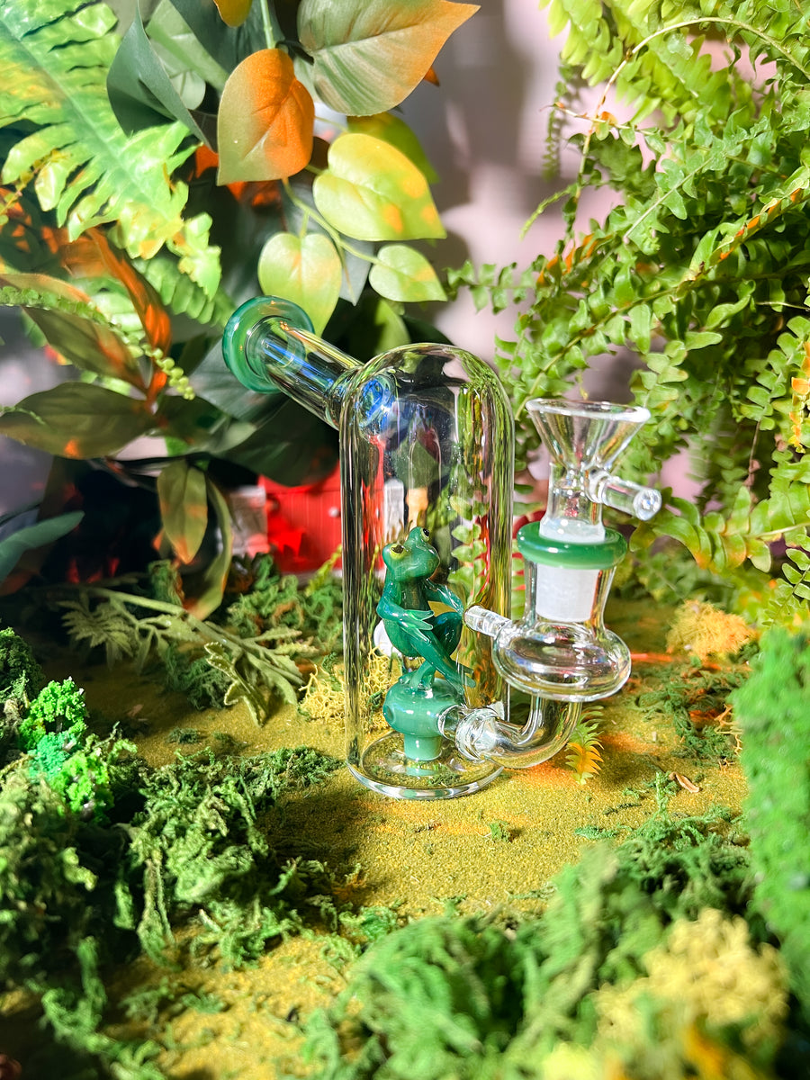 Froggy Bong