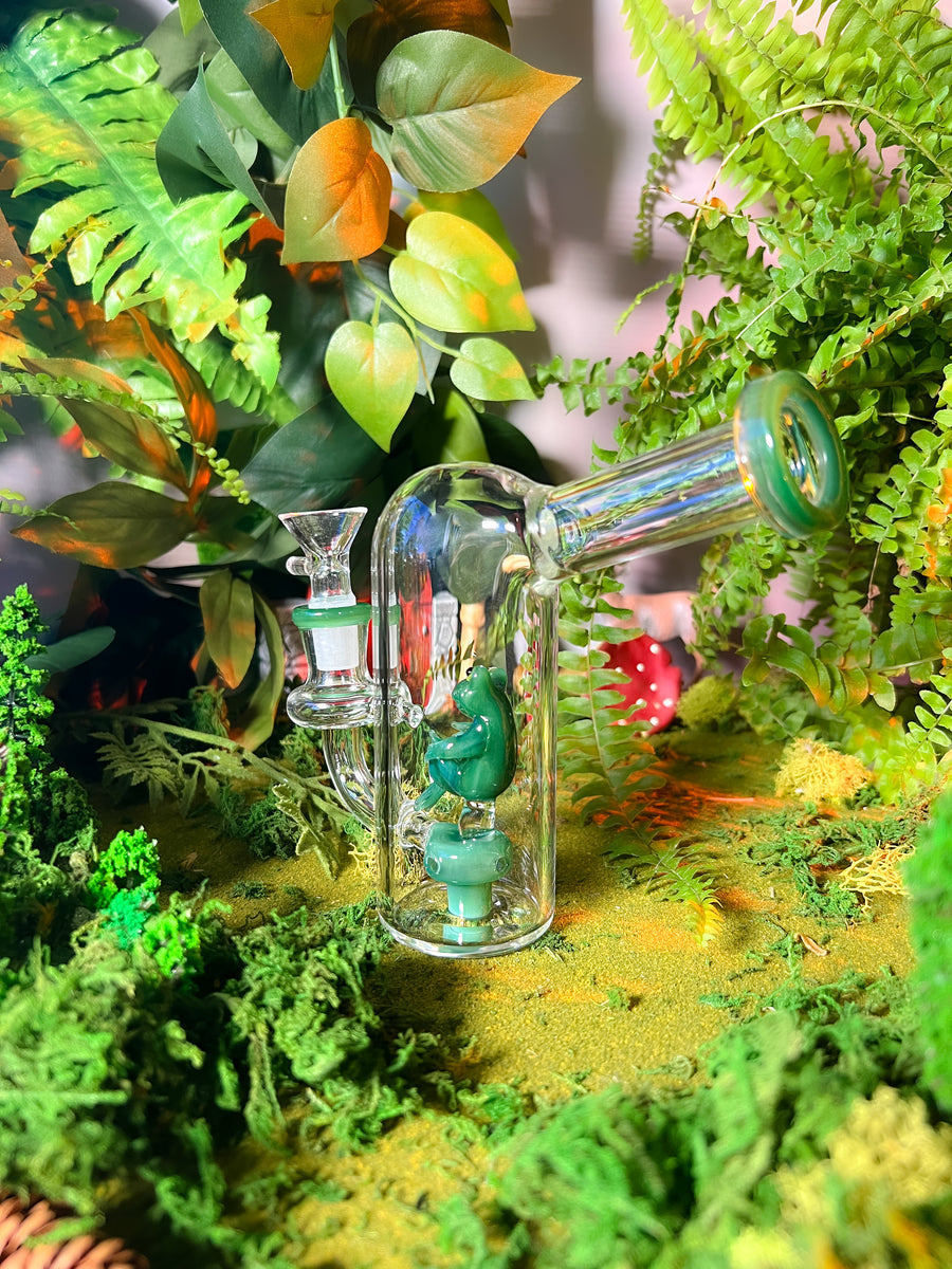 Froggy Bong