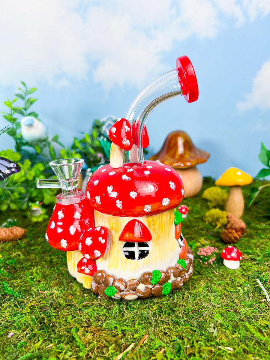 Gnome Home Bong- red
