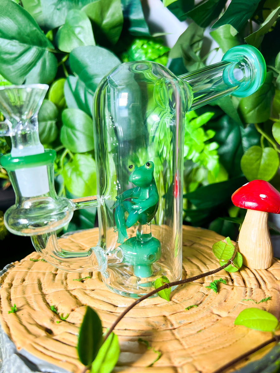 Froggy Bong