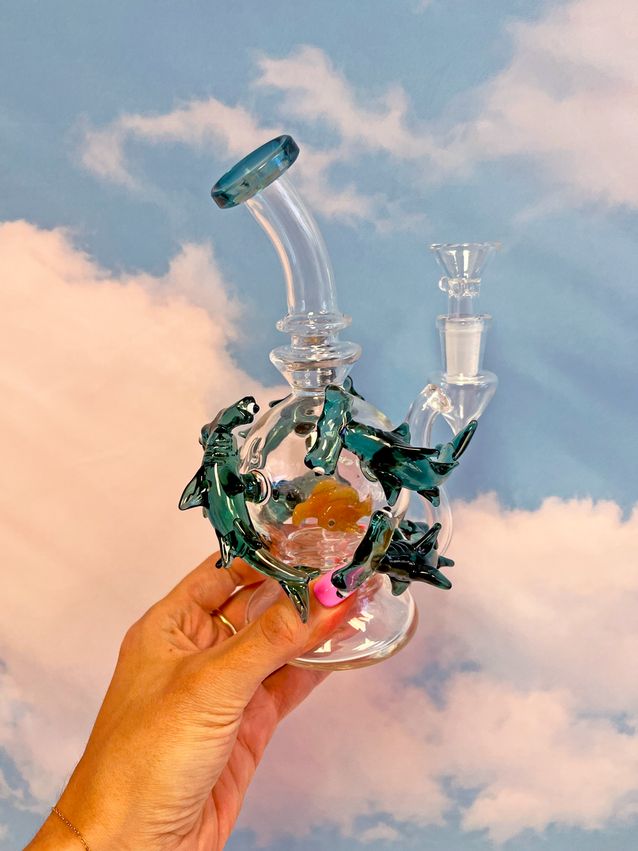 Shark Attack Bong