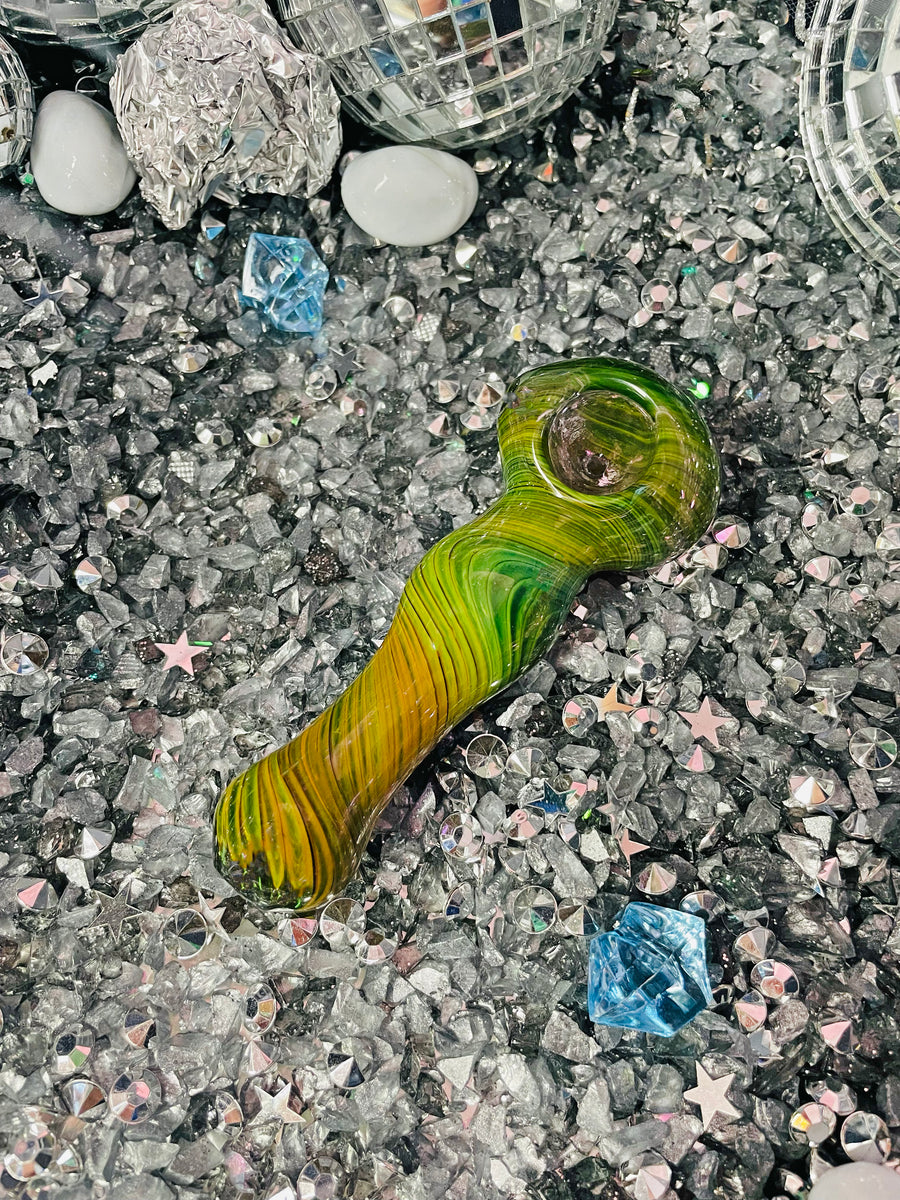 Saturn Pipe