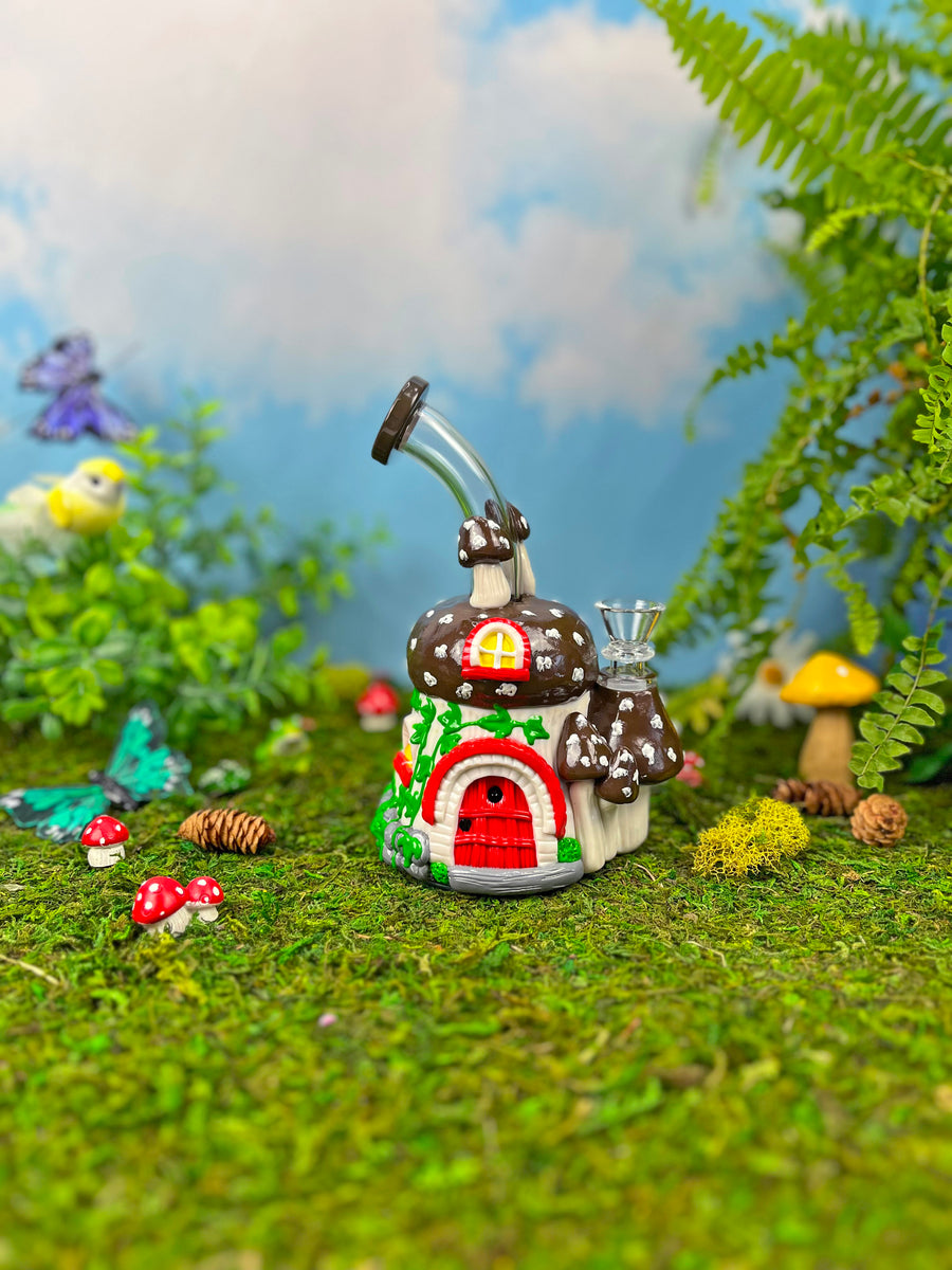 Gnome Home Bong- brown