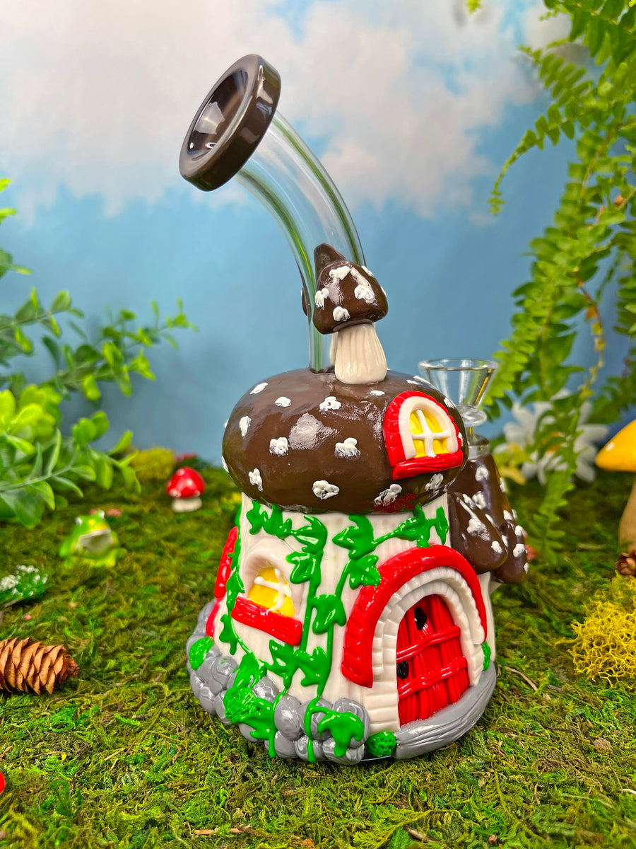 Gnome Home Bong- brown