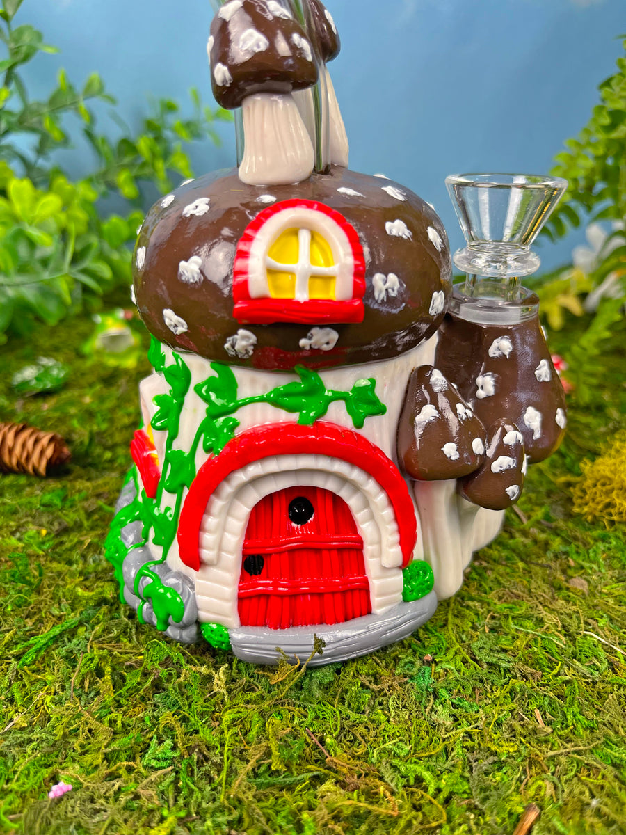 Gnome Home Bong- brown