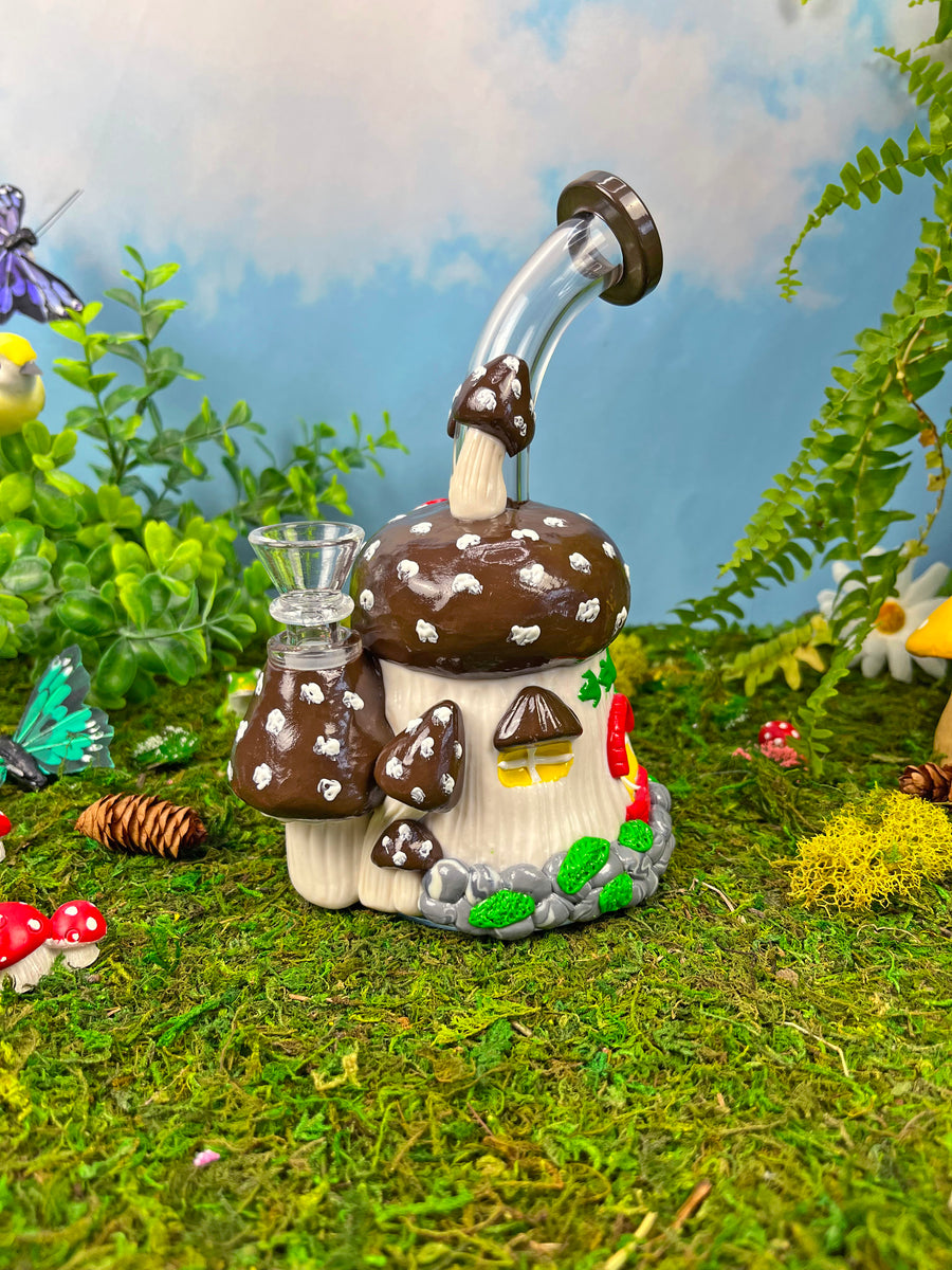 Gnome Home Bong- brown