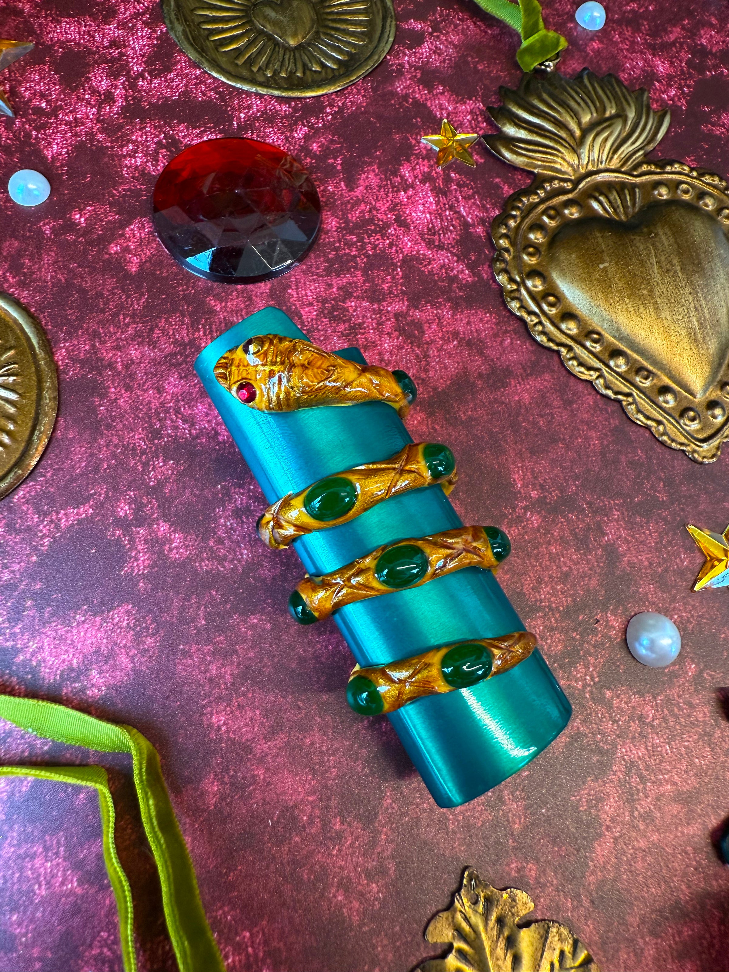 Garden of Eden Lighter Case