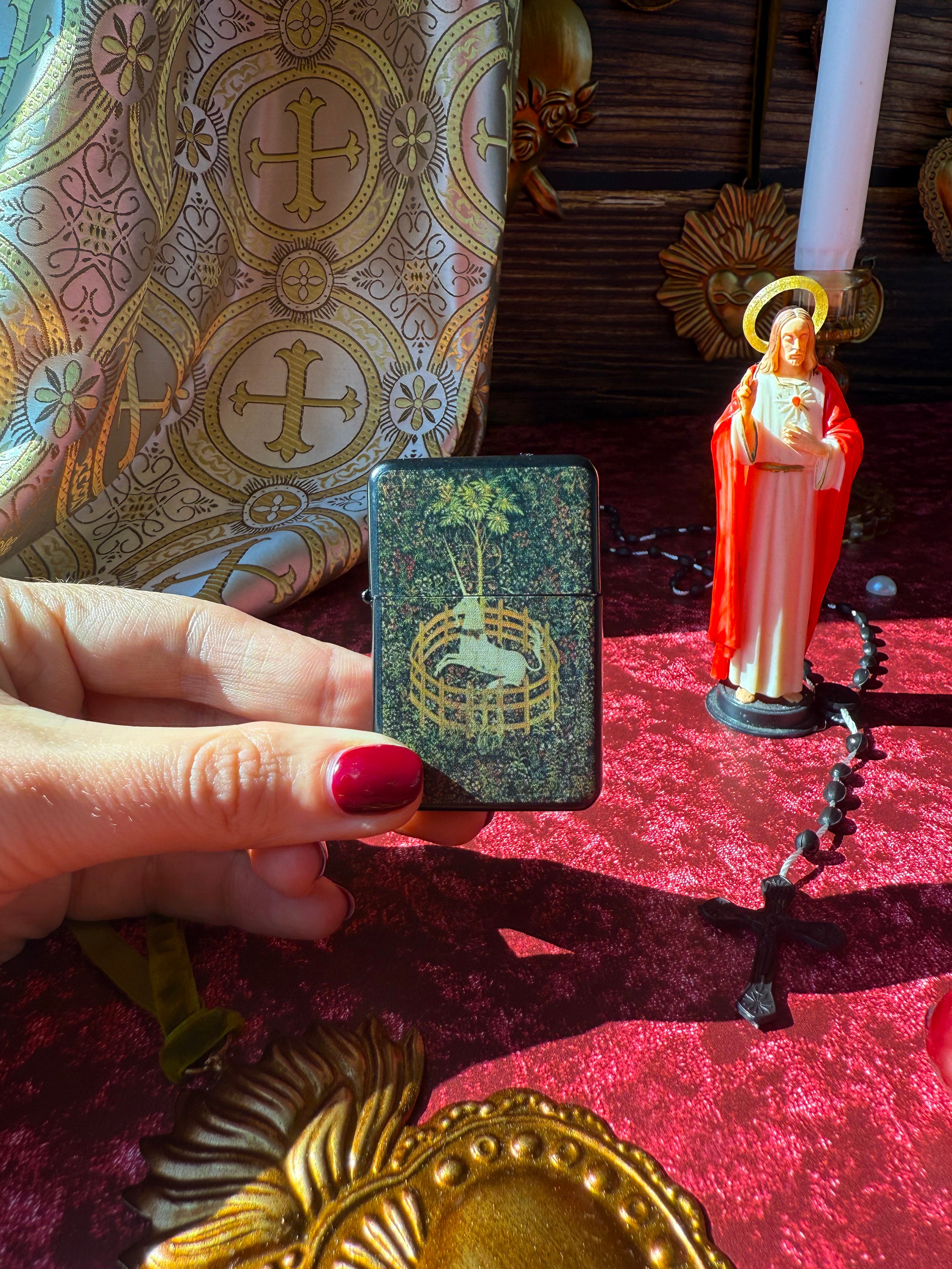 Medieval Tapestry Lighter