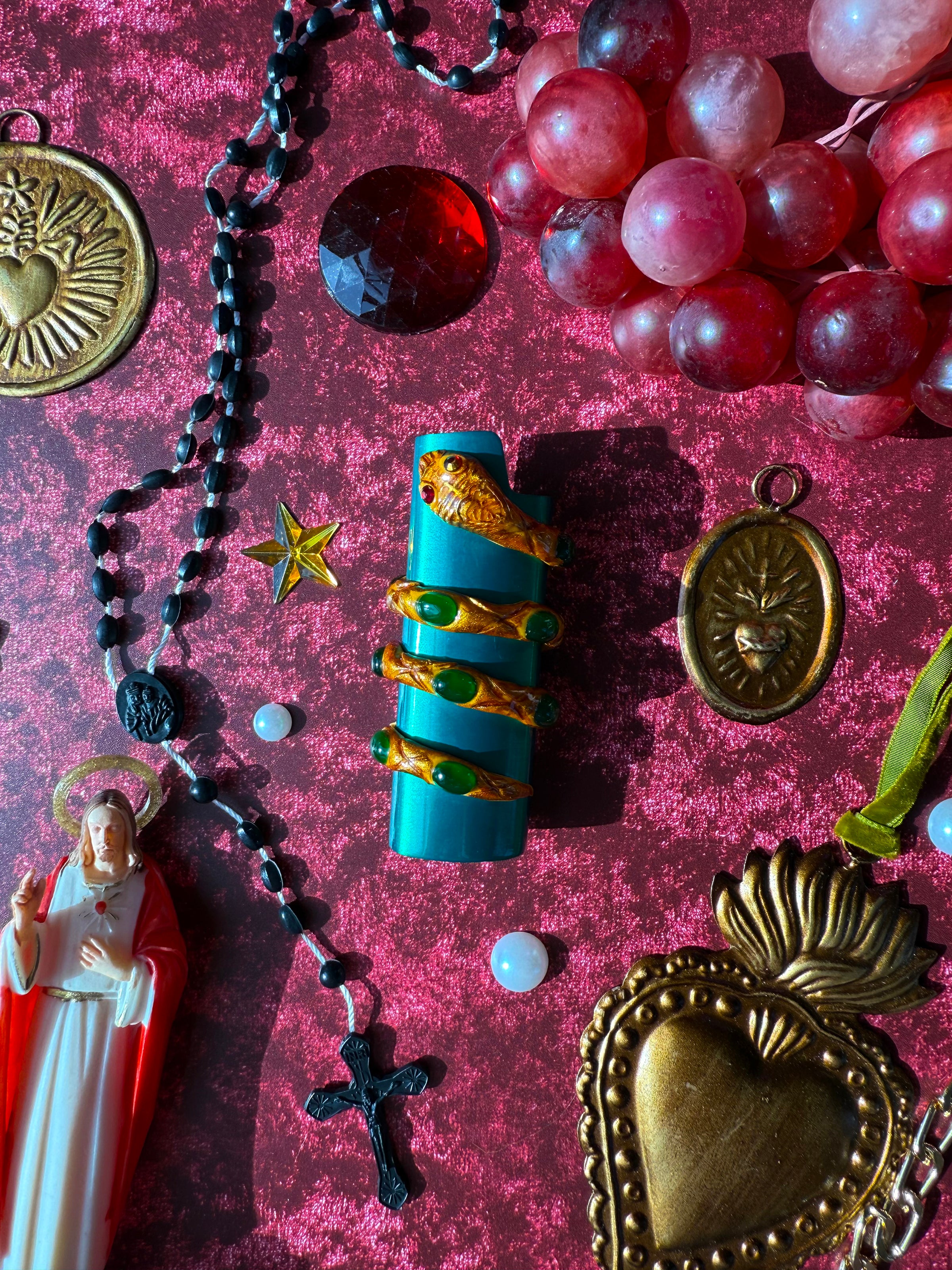 Garden of Eden Lighter Case