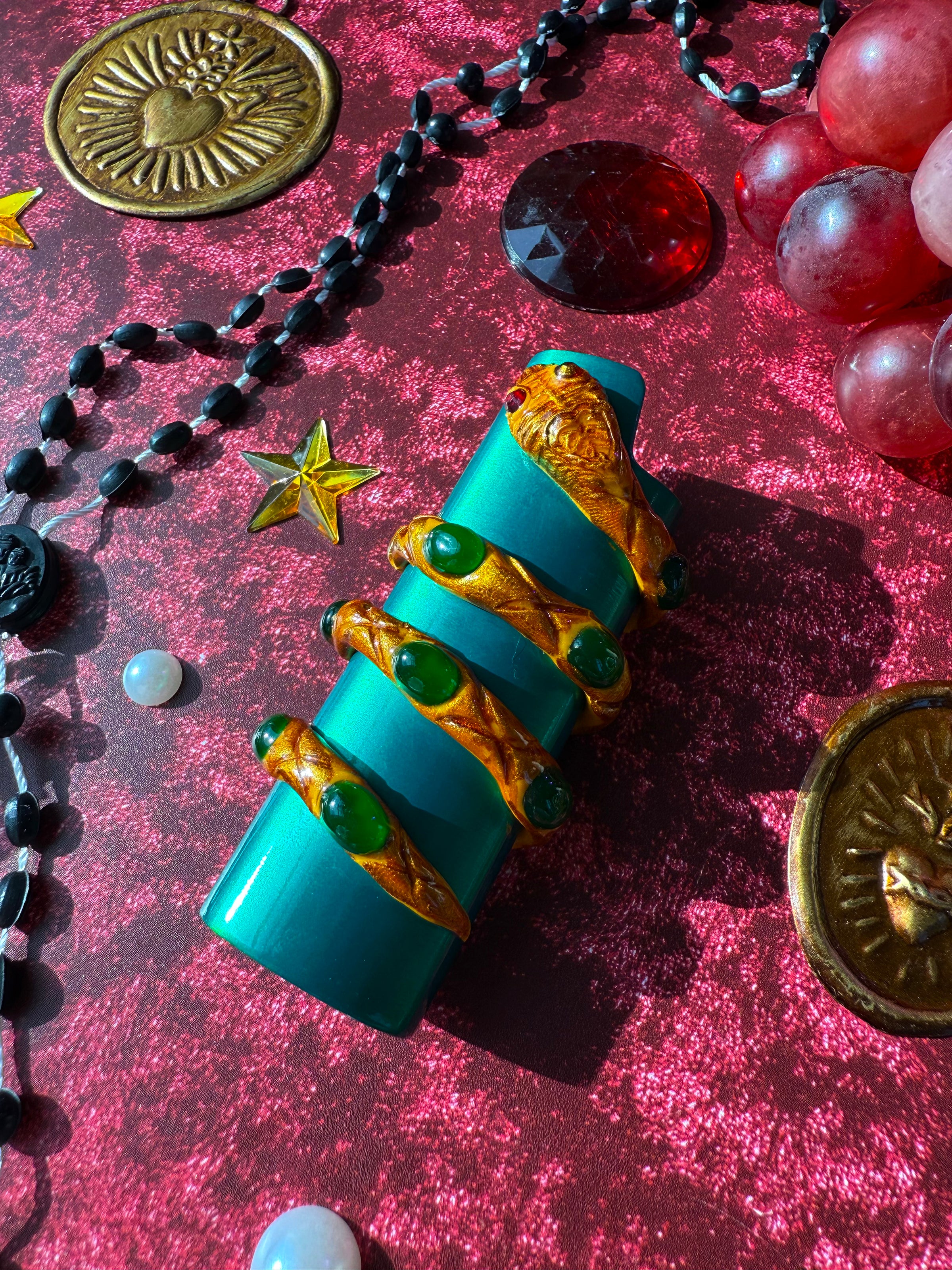 Garden of Eden Lighter Case