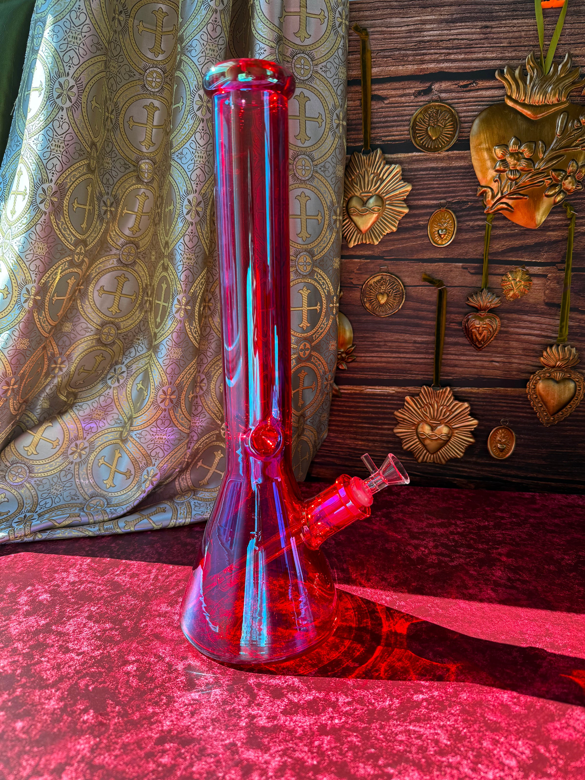XL Radiant Bong - Cherry Red