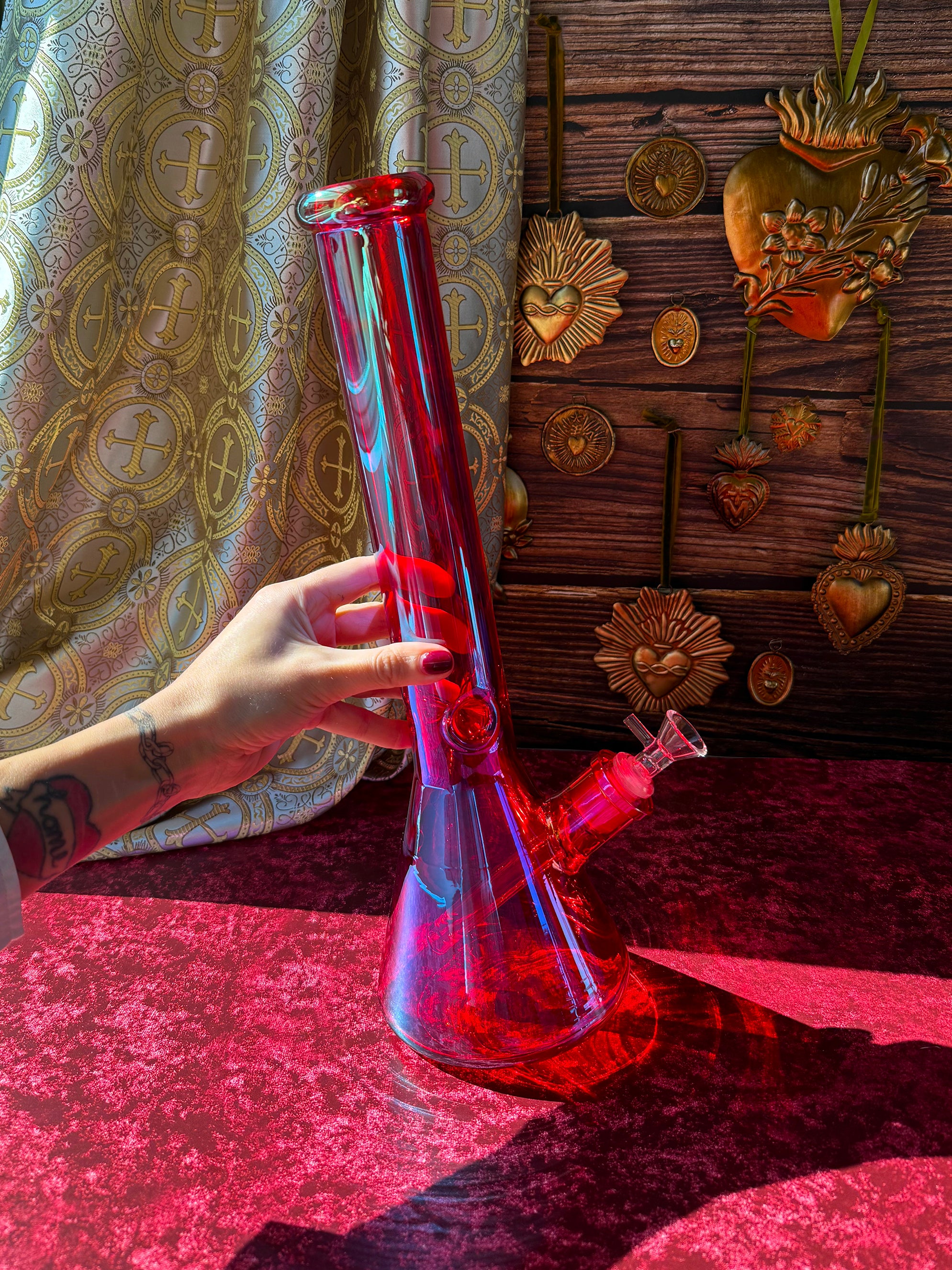XL Radiant Bong - Cherry Red