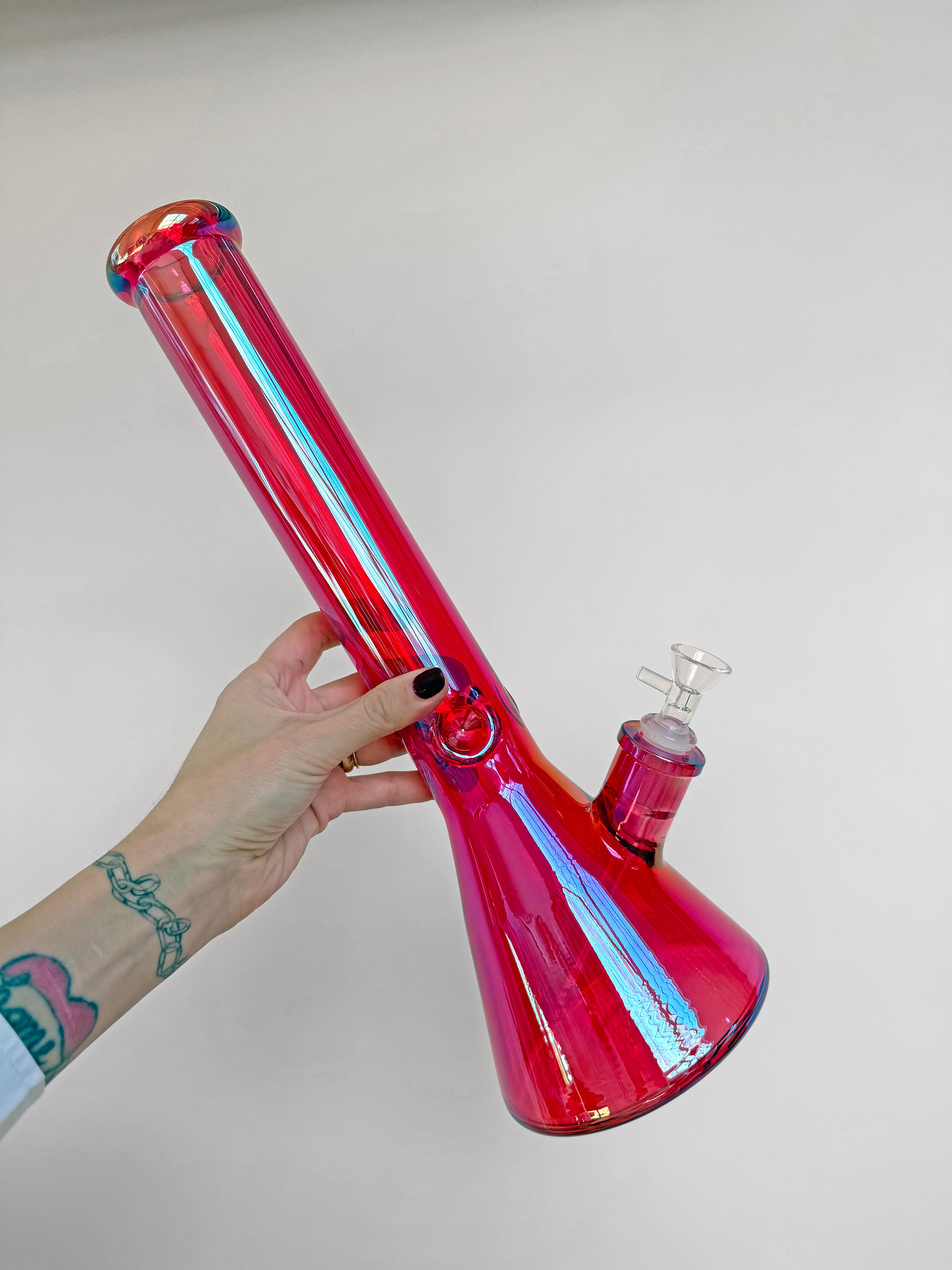 XL Radiant Bong - Cherry Red