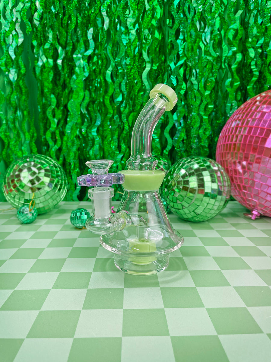 Bella Bong