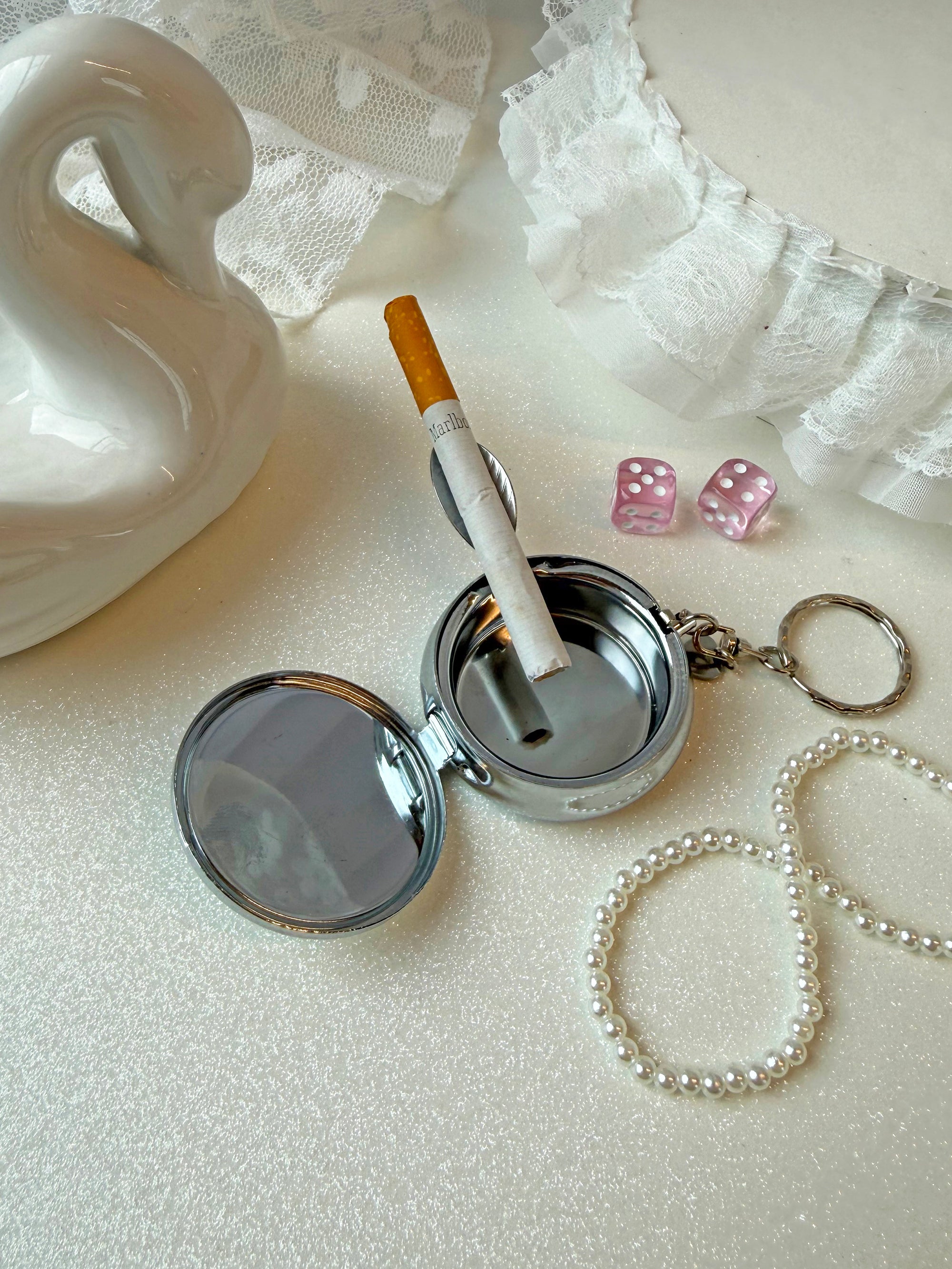 Swan Ash Tray Keychain