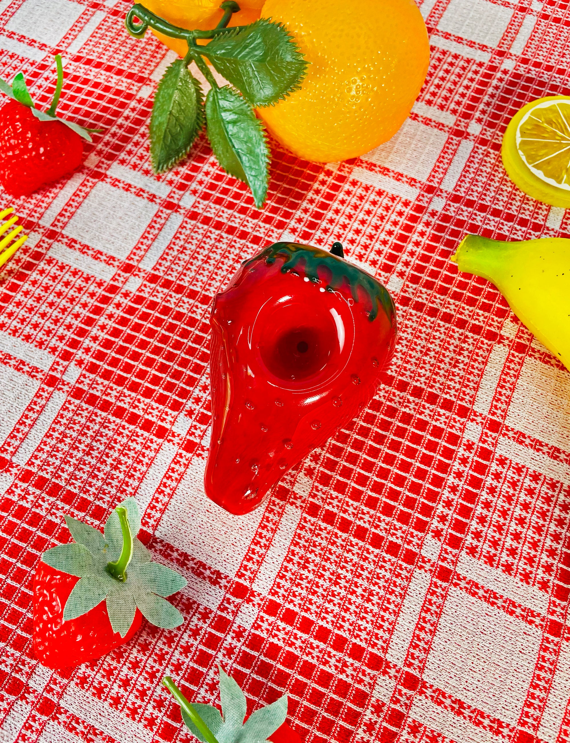 Strawberry Fruit Pipe- red