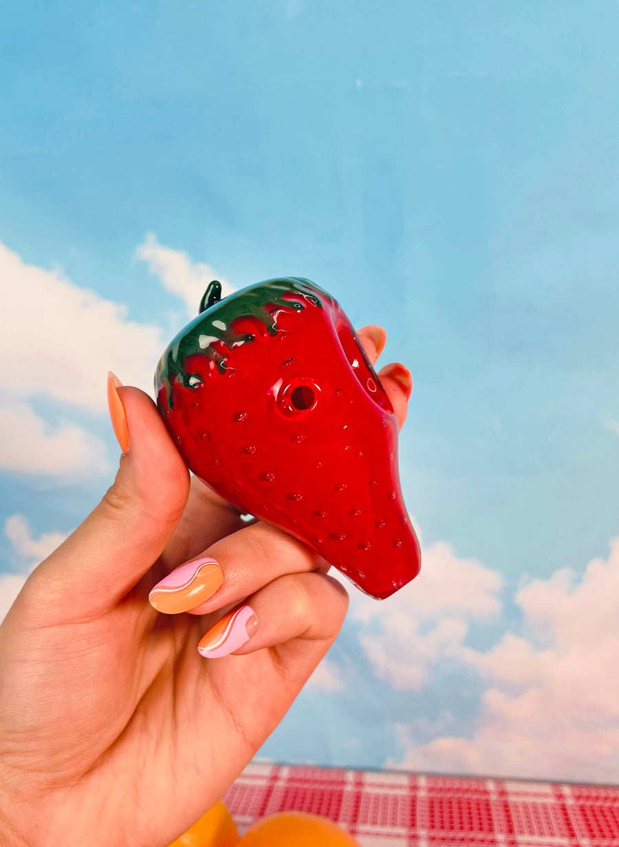 Strawberry Fruit Pipe