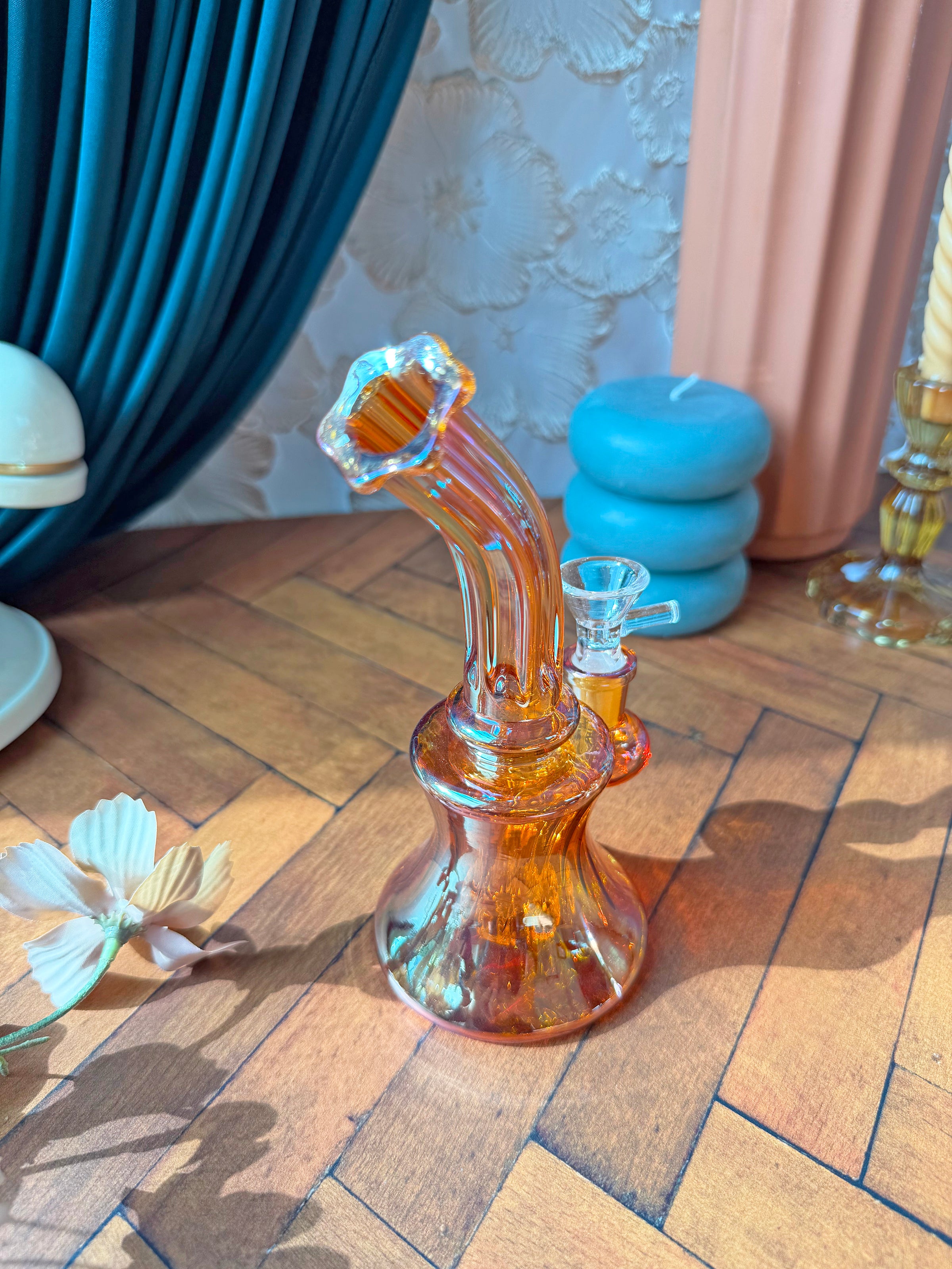 Fluted Flower Mini Bong