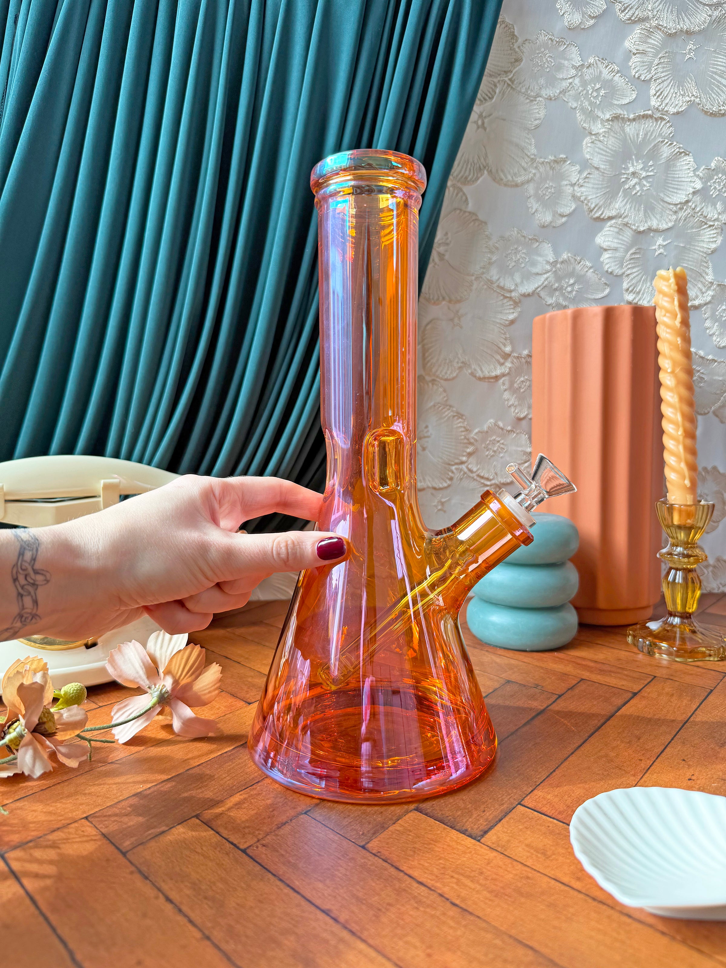 Amber Iridescent Beaker Bong