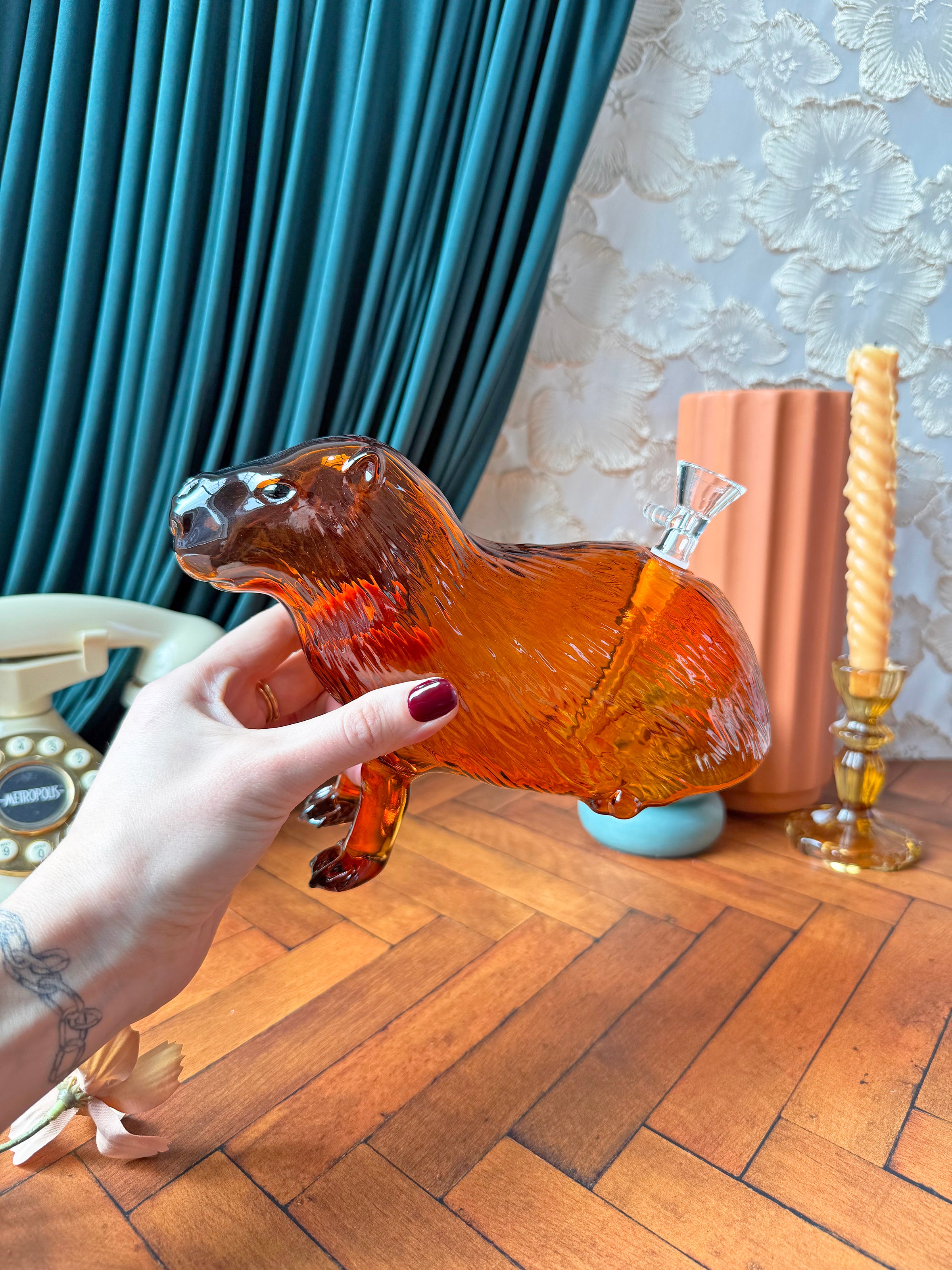 Capybara Bong