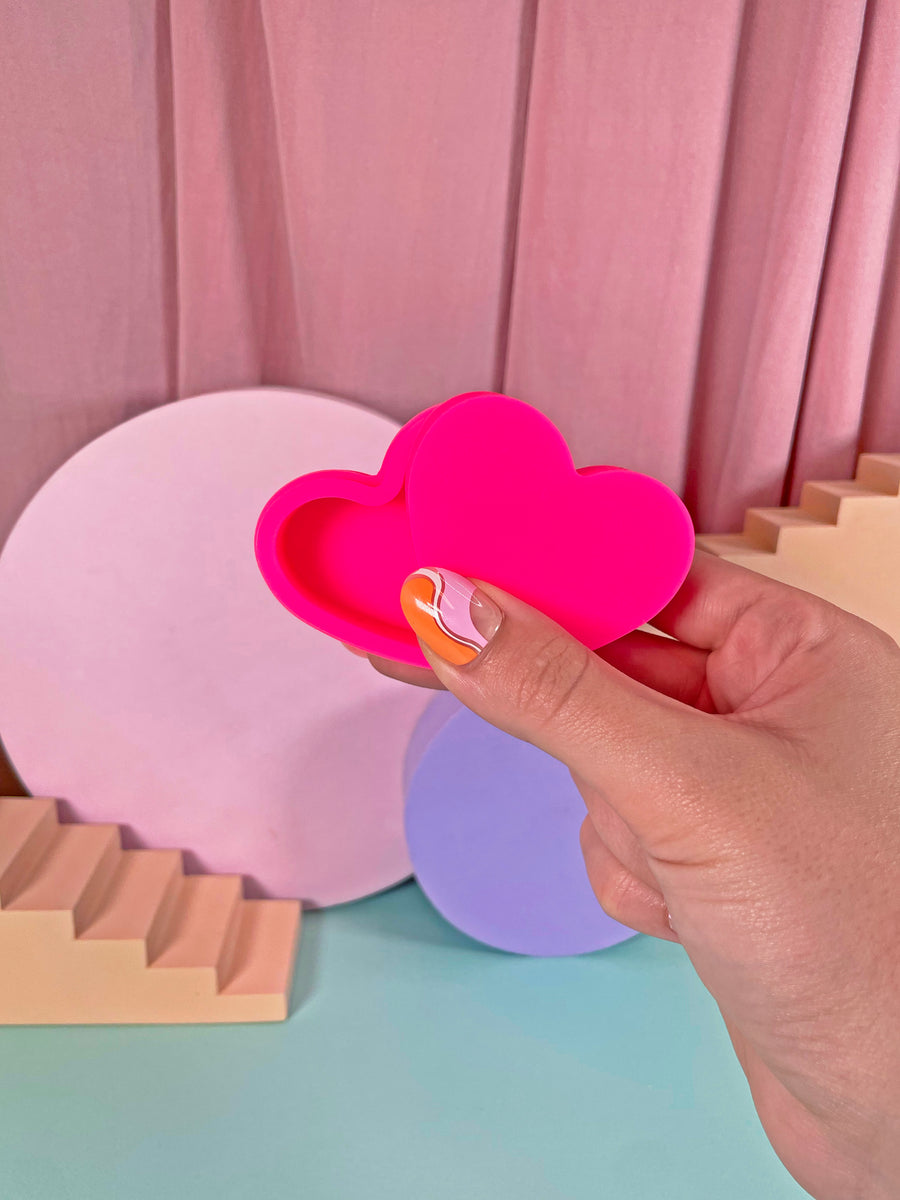 Heart silicone container- pink