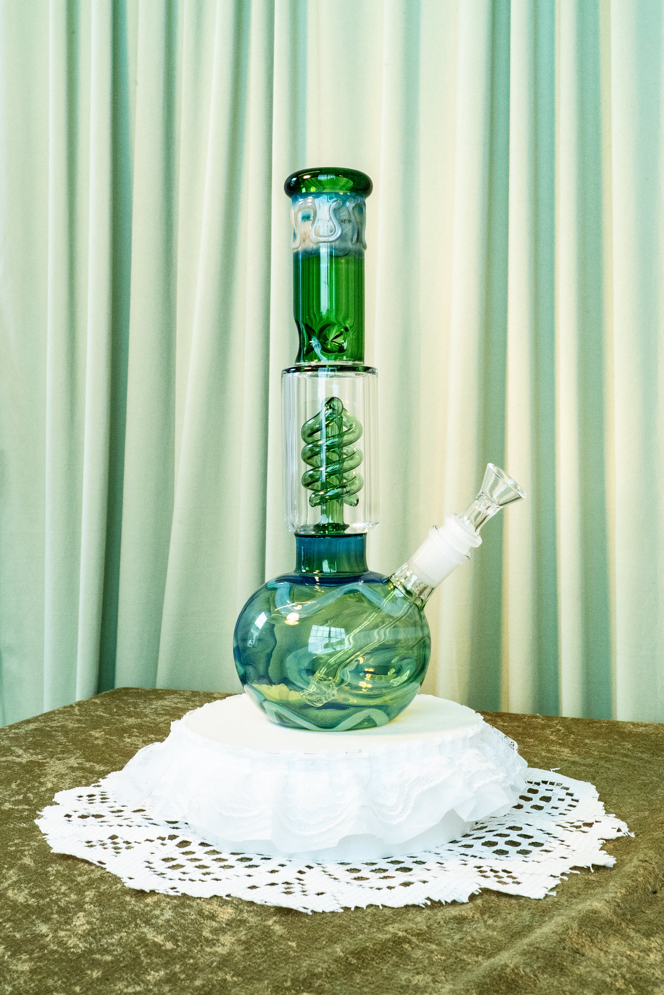 Heavenly Swirl Bong - Green